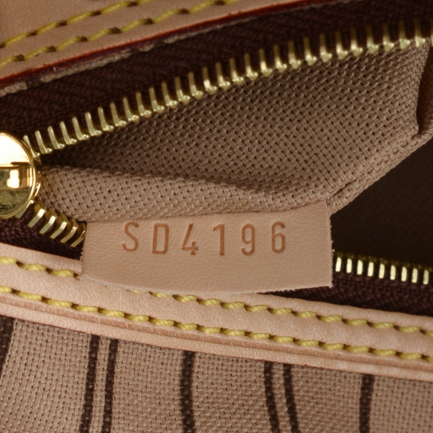 Louis Vuitton Monogram Delightful MM 8 of 8