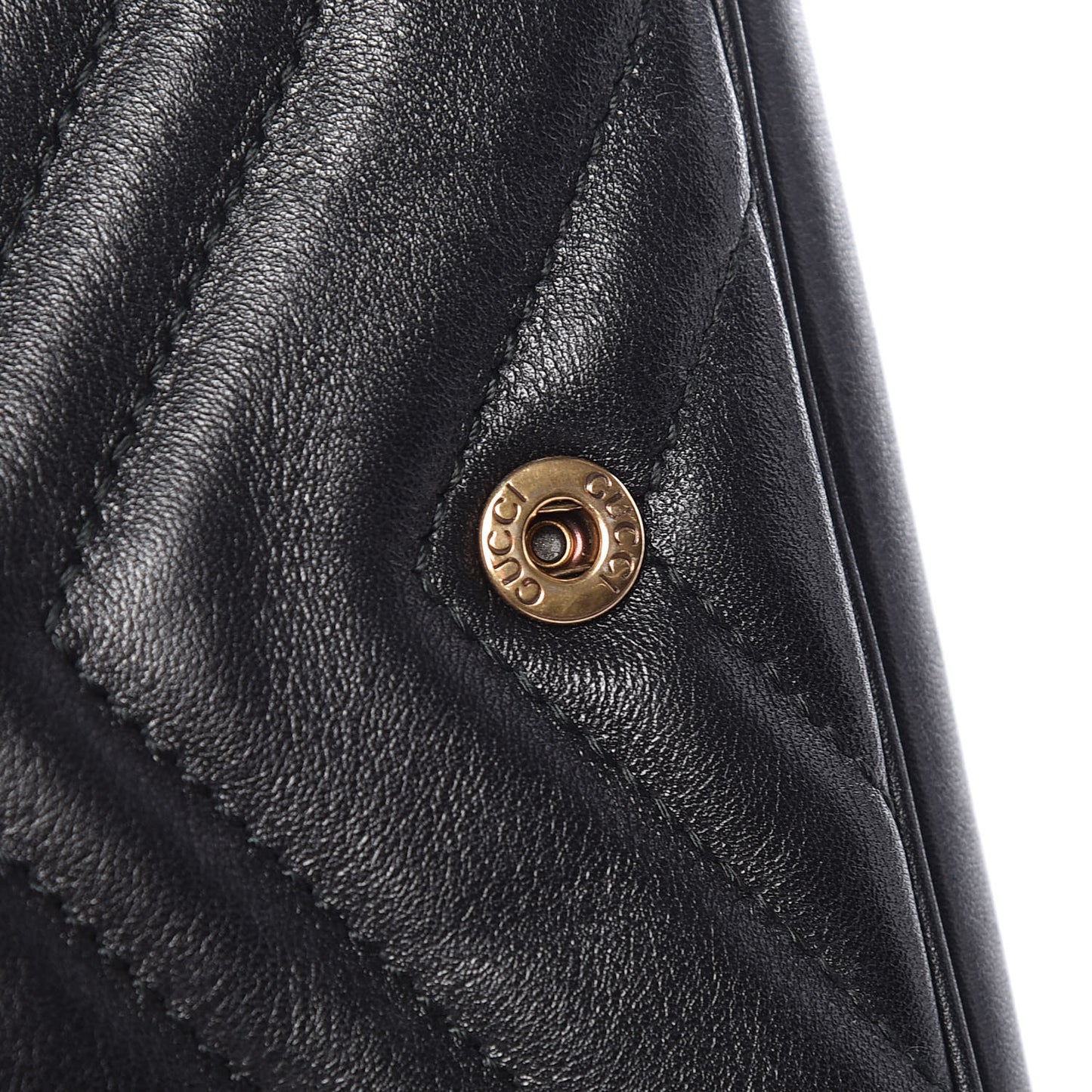 Calfskin Matelasse Super Mini GG Marmont Shoulder Bag Black