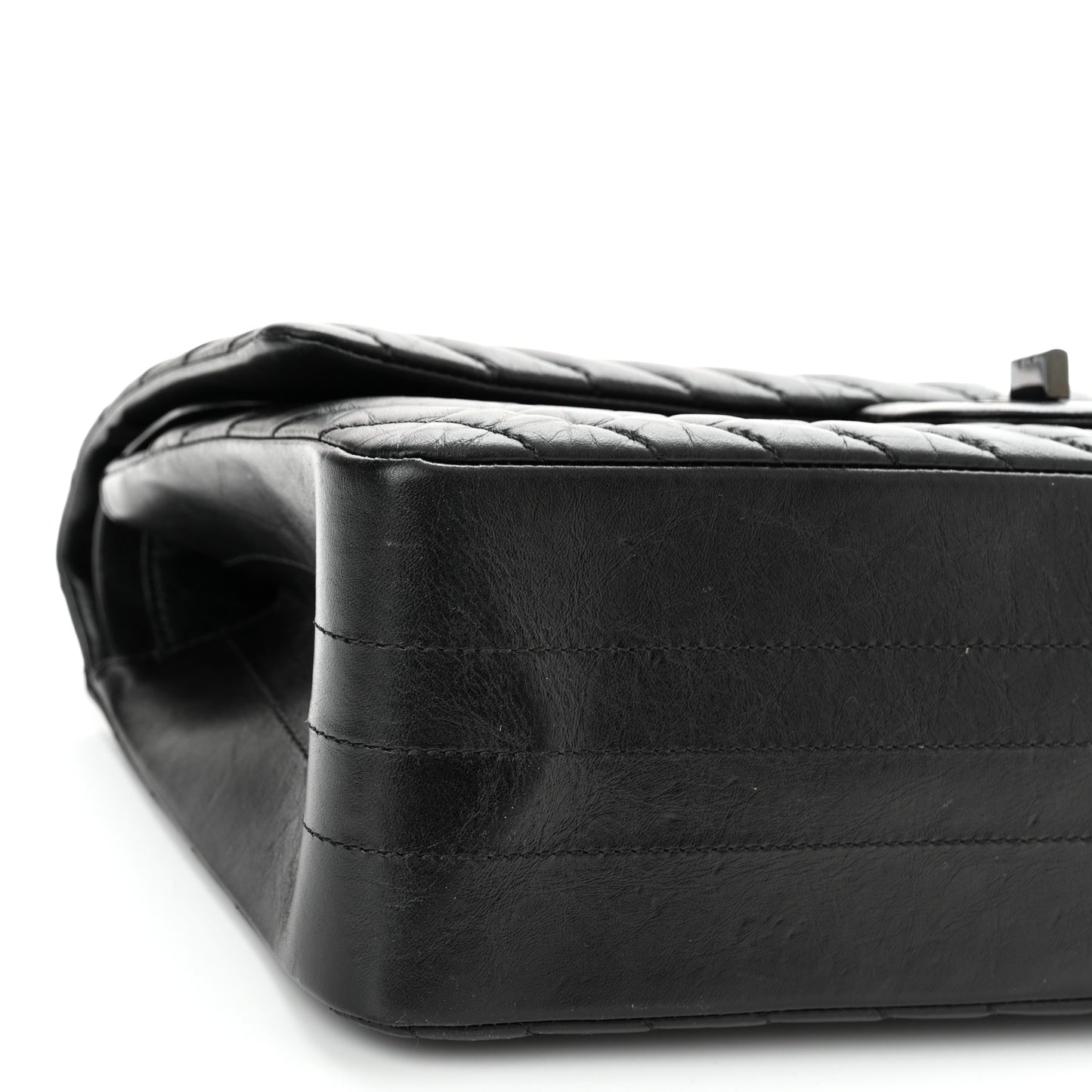 Aged Calfskin Chevron Quilted 2.55 Reissue 226 So Black
