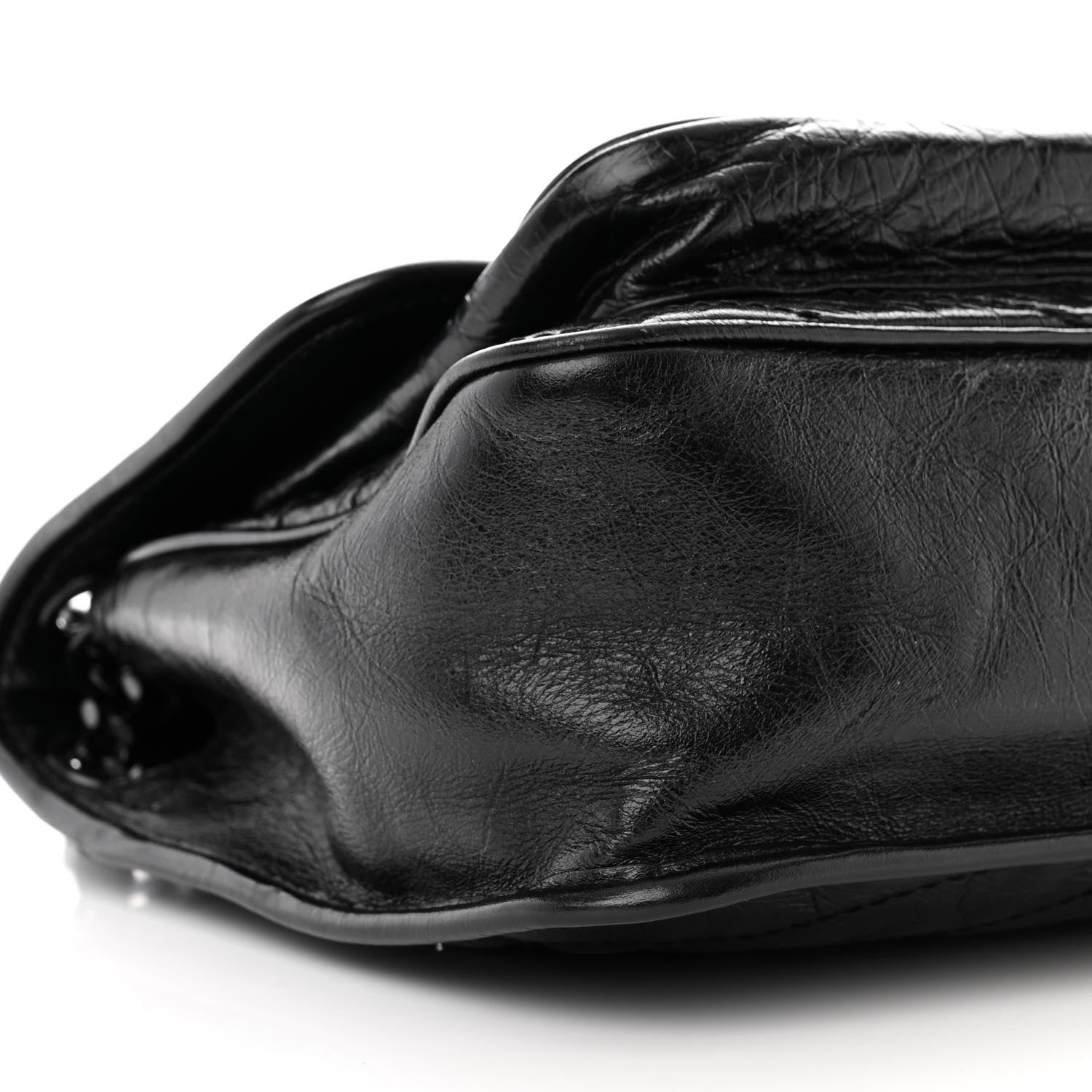 Saint Laurent Crinkled Calfskin Matelasse Monogram Medium Niki Chain Satchel Black 9 of 11