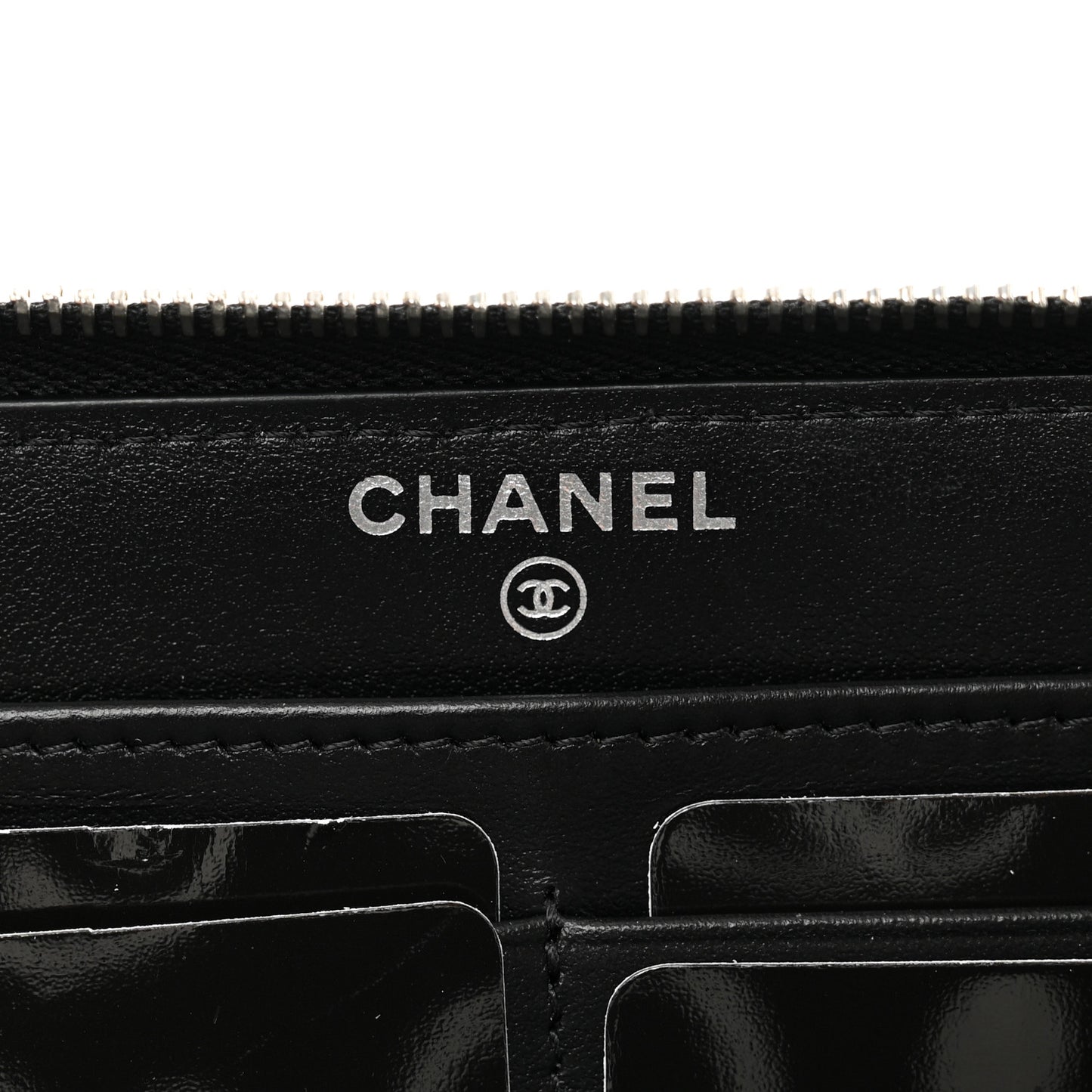 Caviar Quilted CC Logo Long Zipped Wallet Black