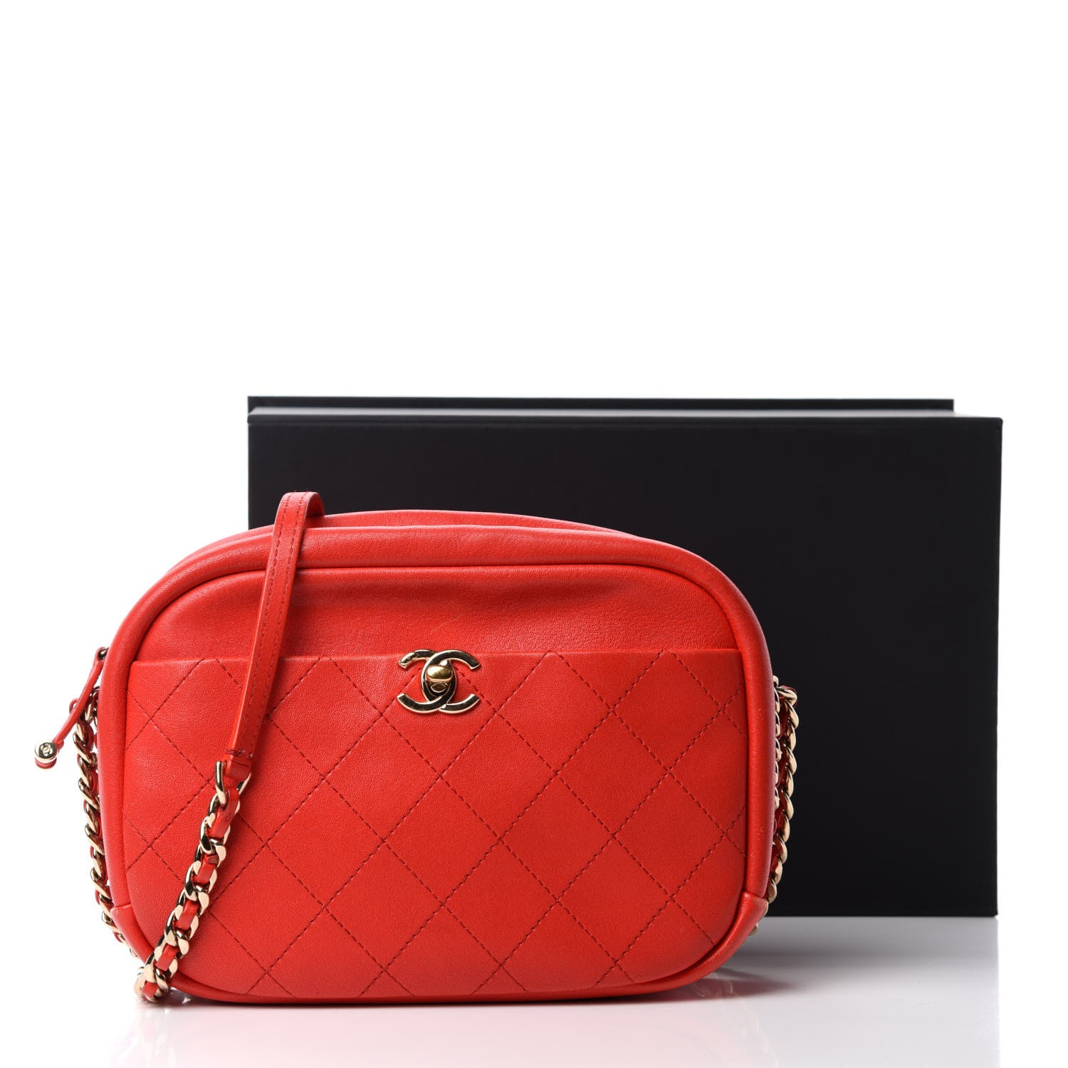 Chanel Goatskin Quilted Large Casual Trip Camera Case Bag Red 15 of 15