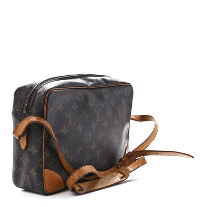 Louis Vuitton Monogram Trocadero 27 3 of 11