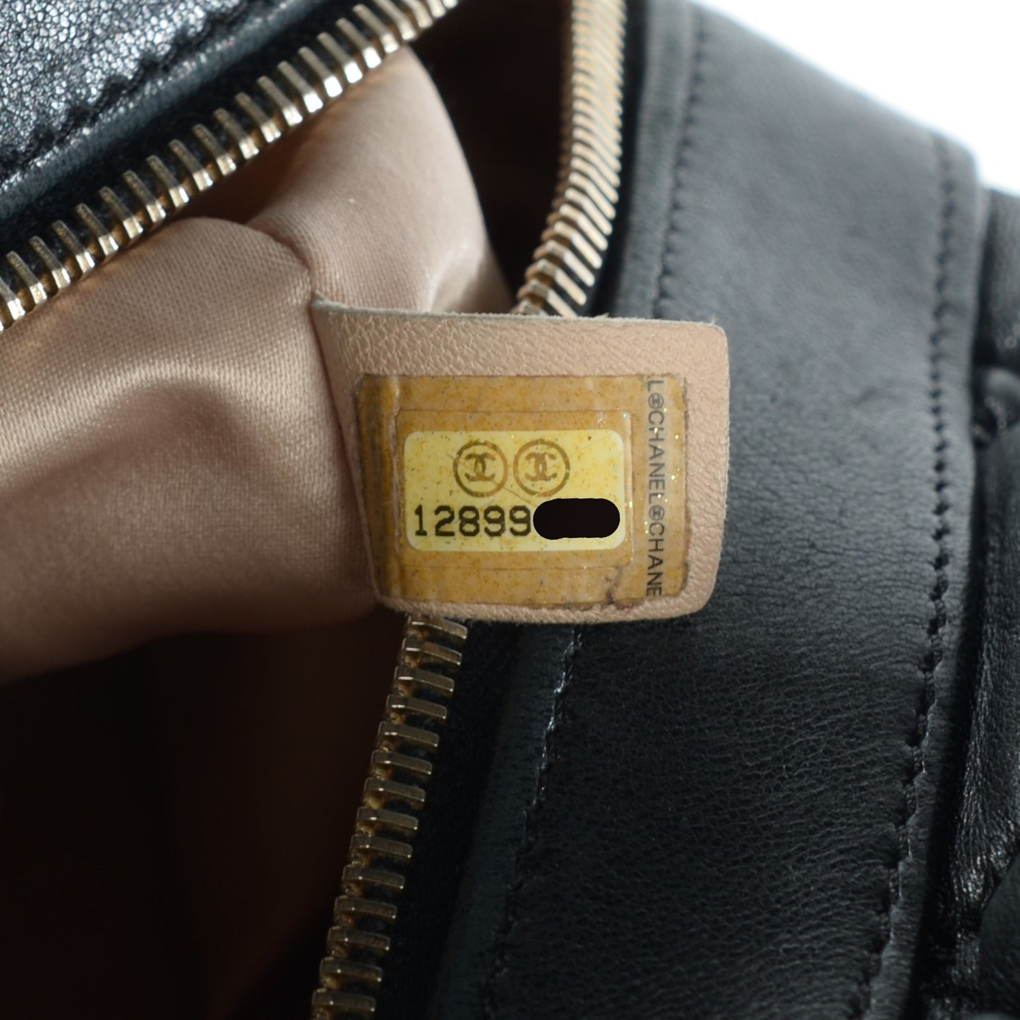 Lambskin Bubble Quilt Bowler Black