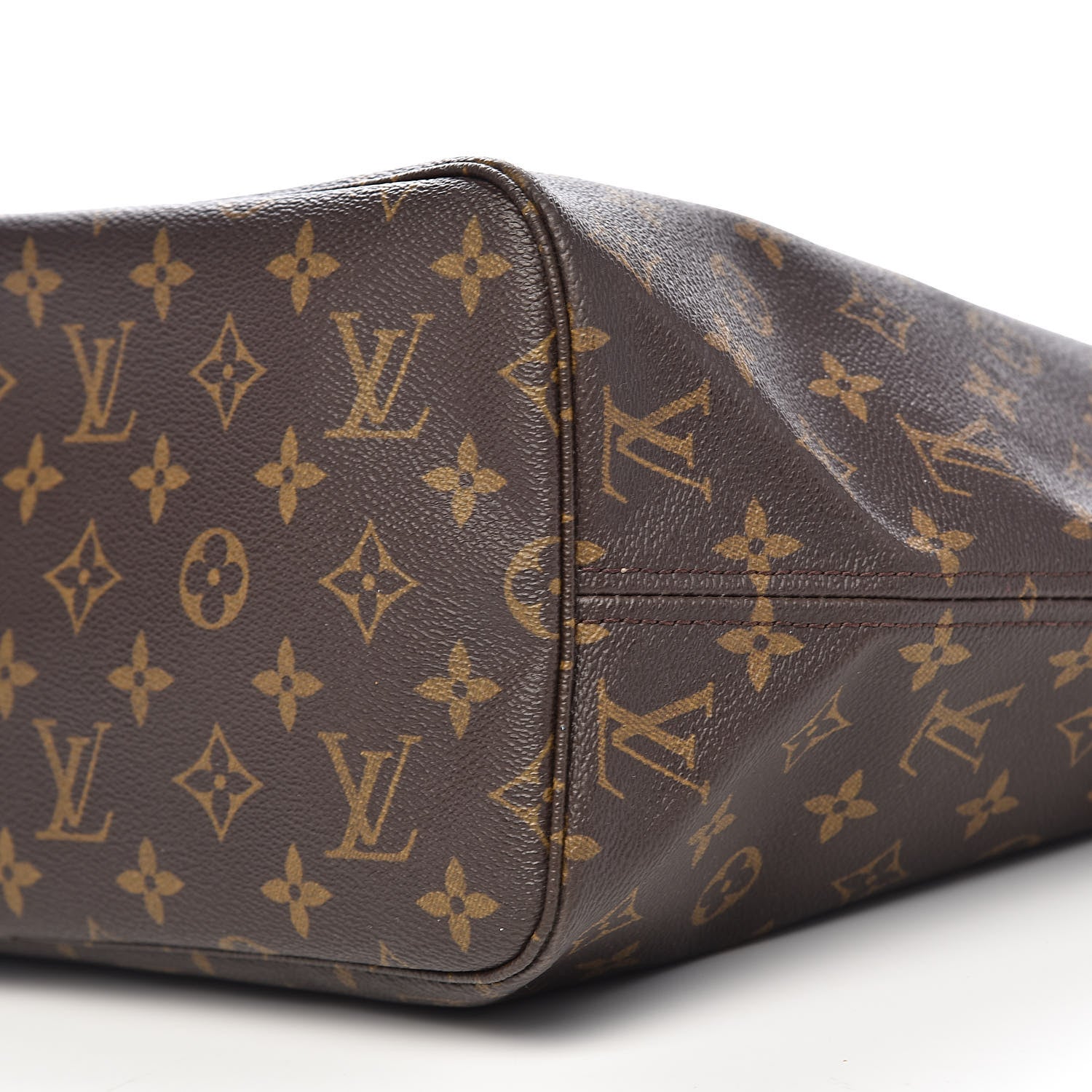 Louis Vuitton Monogram Neverfull MM 16 of 17