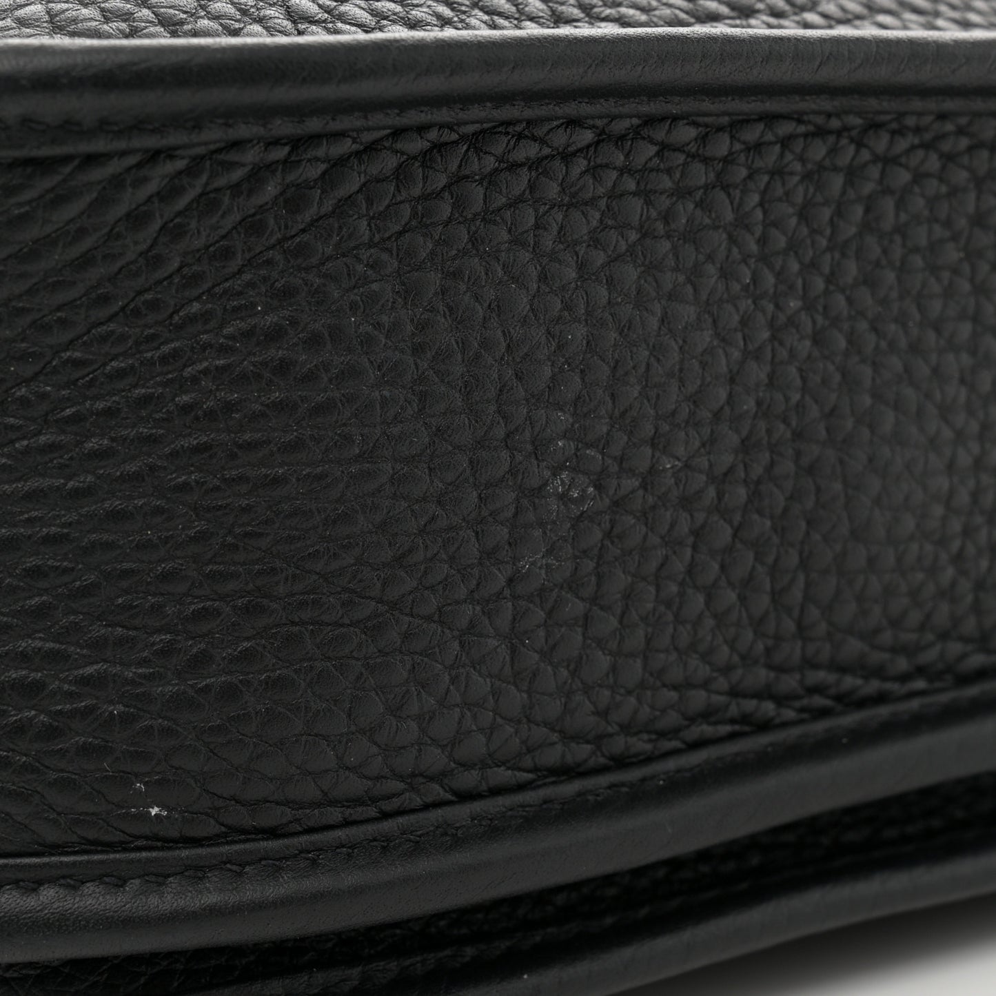 Taurillon Clemence Evelyne III PM Black