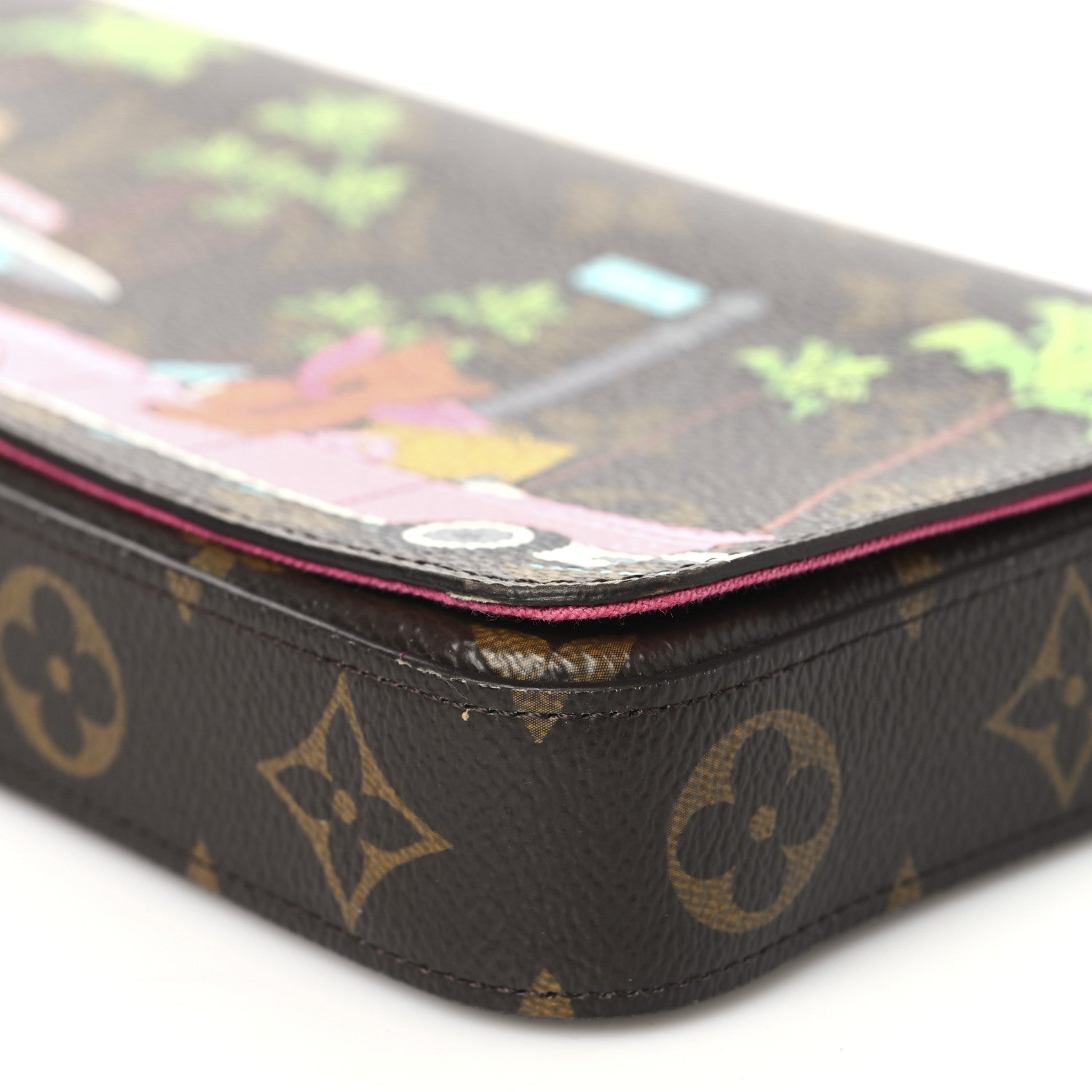 Louis Vuitton Monogram 2021 Christmas Animation Hollywood Pochette
