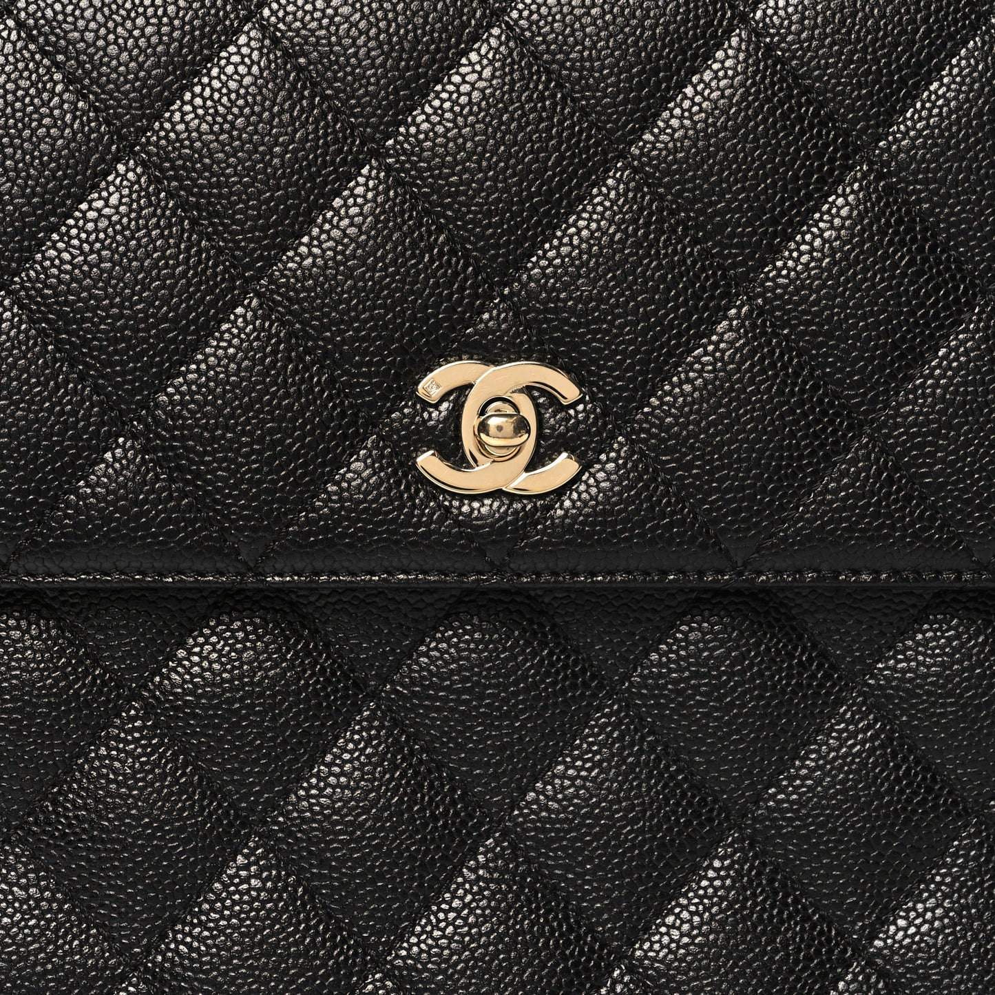 Caviar Quilted Jumbo Kelly Flap Black