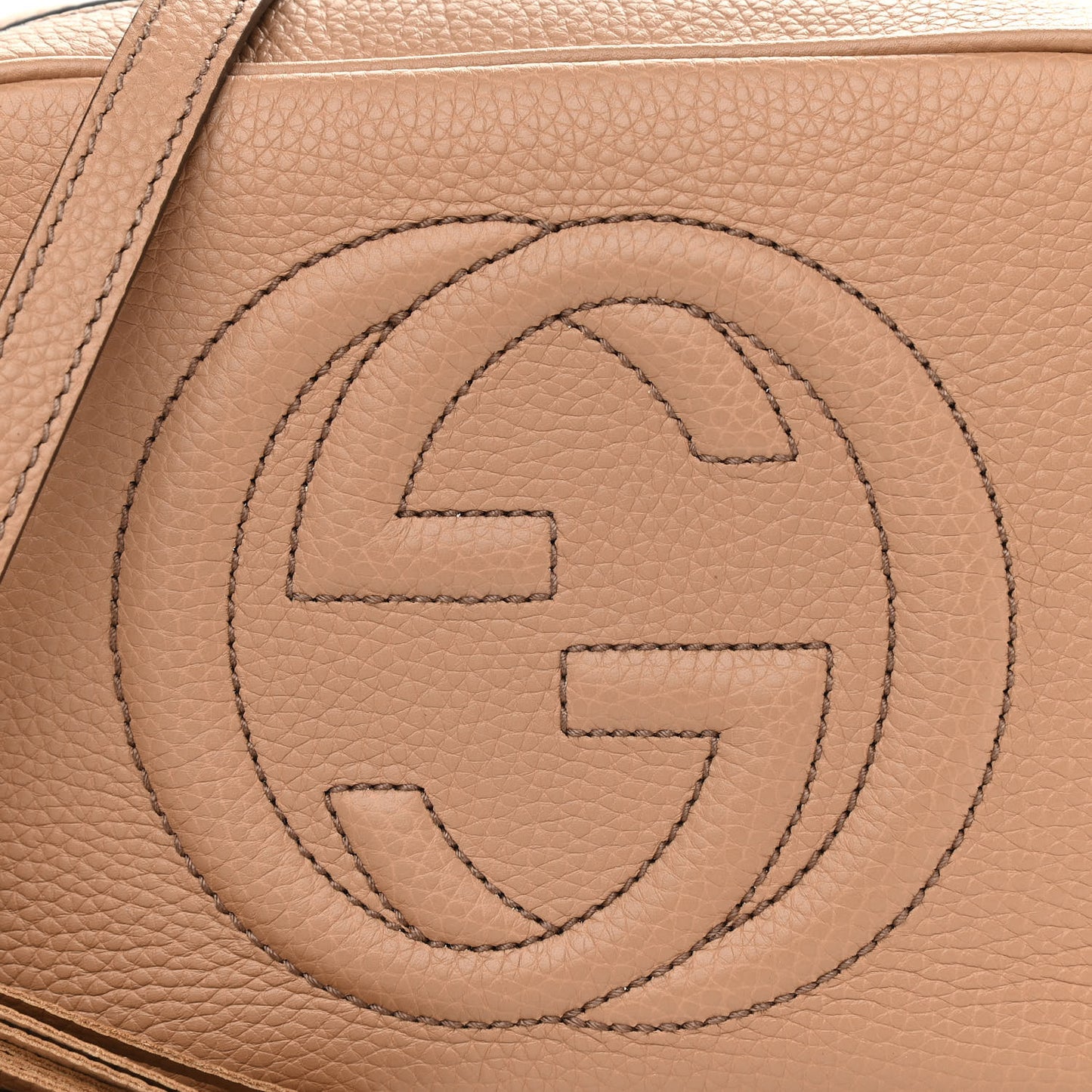 Pebbled Calfskin Small Soho Disco Bag Camelia