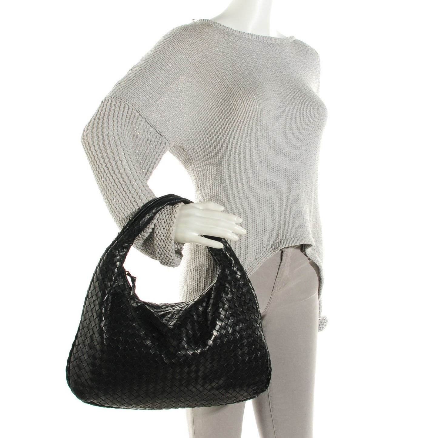 Nappa Intrecciato Medium Veneta Hobo Black