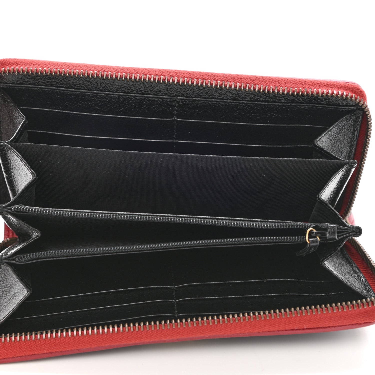 Gucci Vintage Effect Calfskin Matelasse Diagonal Torchon GG Marmont Zip Around Wallet Black Romantic Cherry 5 of 8