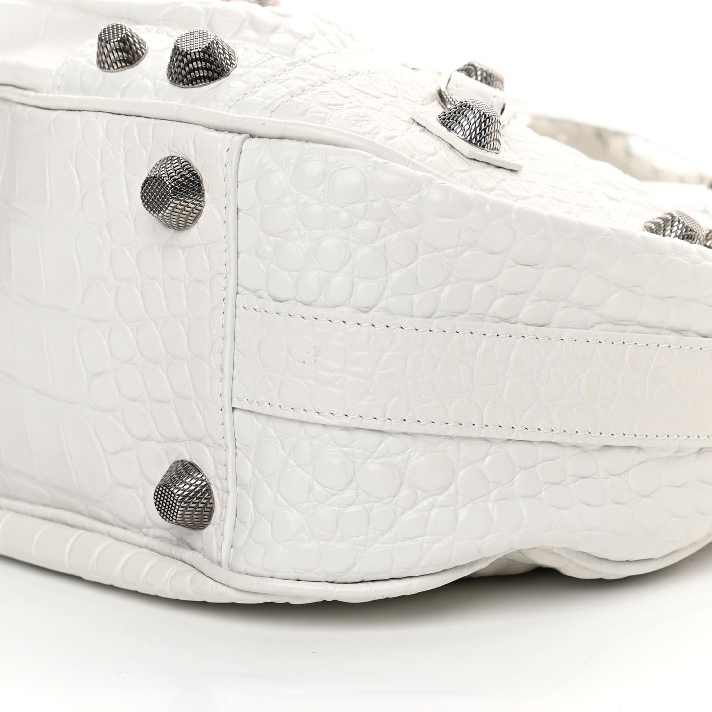 Extra Supple Calfskin Crocodile Embossed Medium Le Cagole Shoulder Bag White