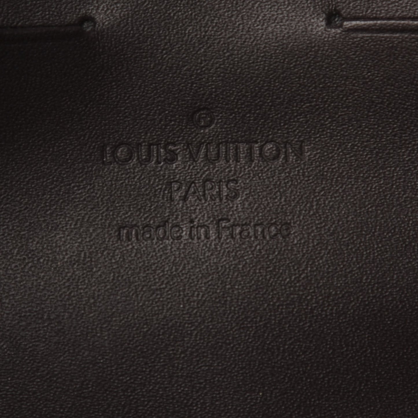 Vernis Robertson Clutch Amarante