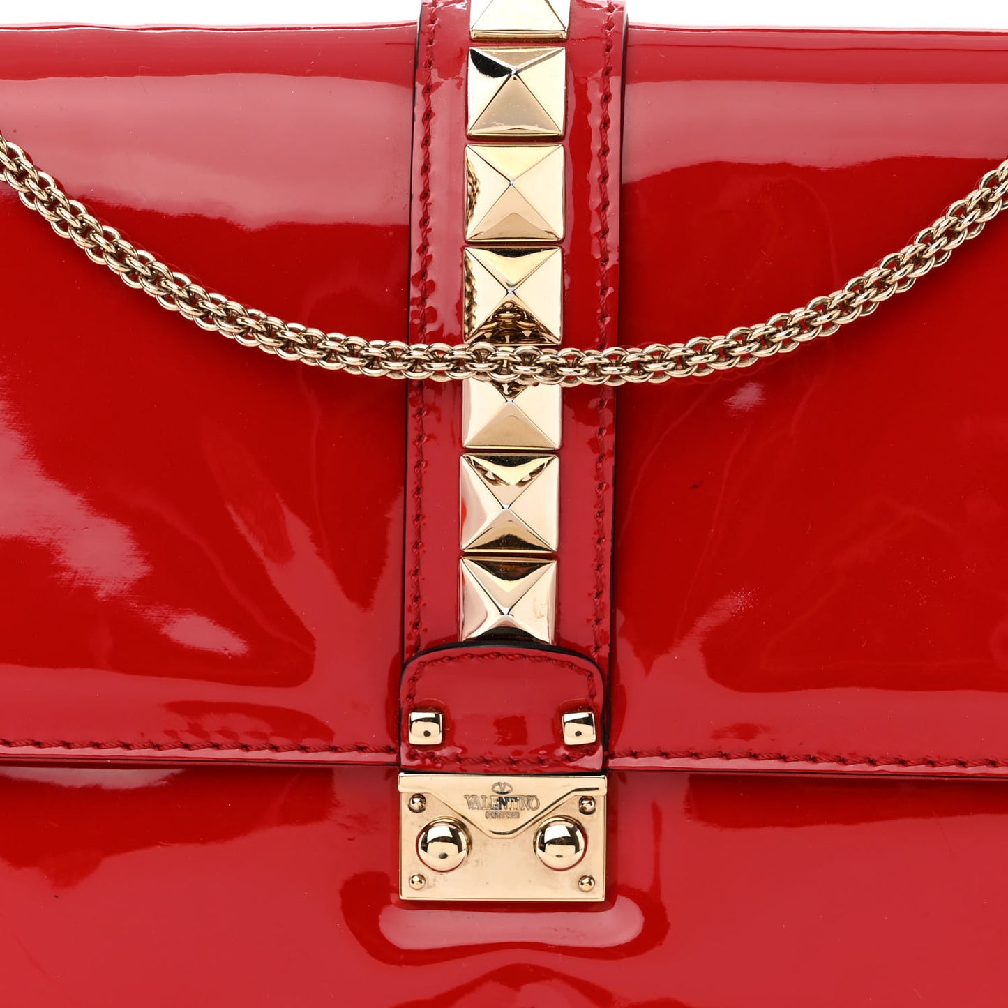 Patent Large Glam Lock Rockstud Flap Red