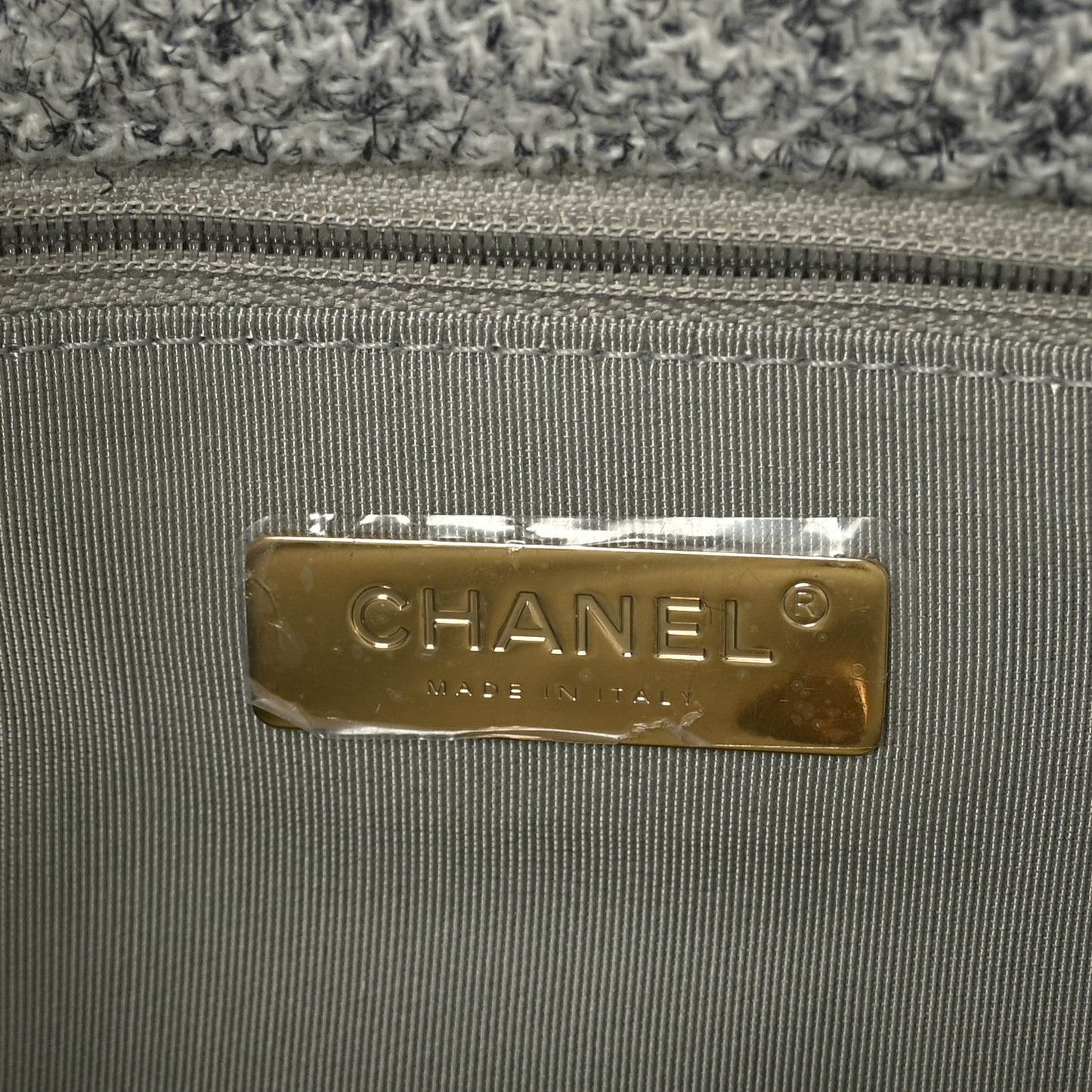 Tweed Quilted Medium Chanel 19 Flap Grey Ecru