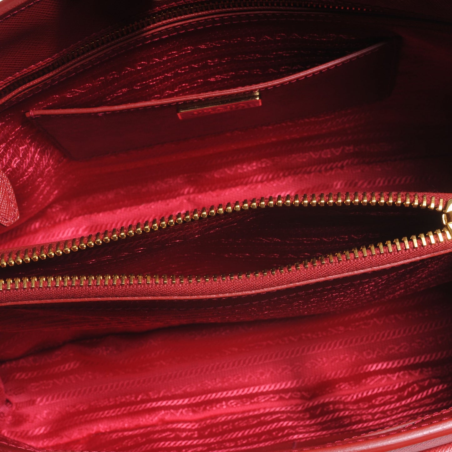 Saffiano Lux Tote Fuoco