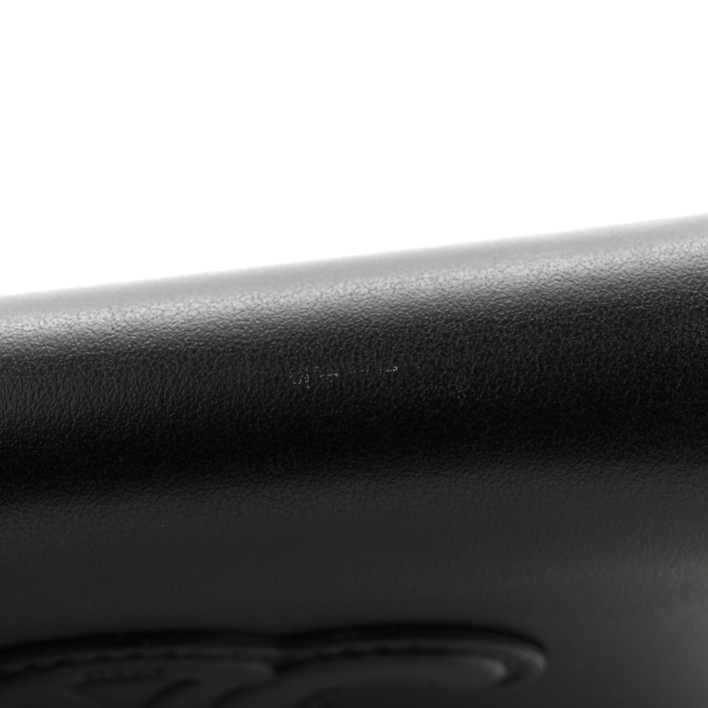 Calfskin Triomphe Zipped Compact Wallet Black
