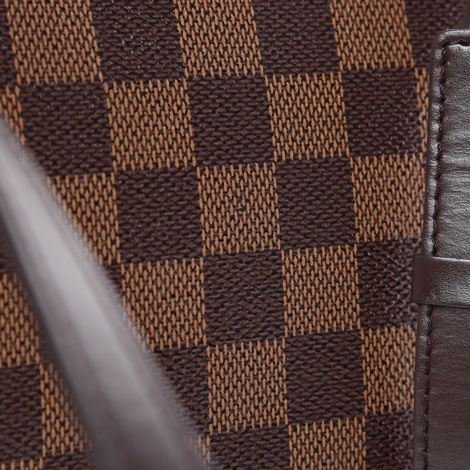 Louis Vuitton Damier Ebene Musette Tango 13 of 15