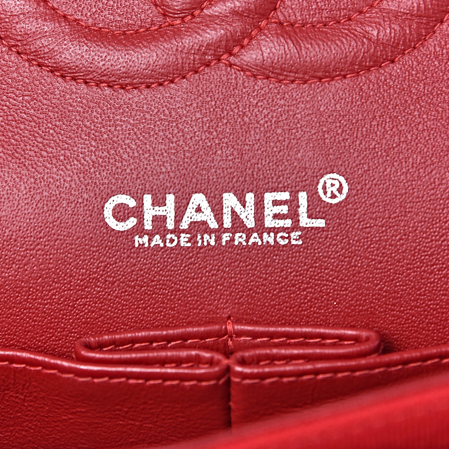 Jersey Quilted Medium Double Flap Bijoux Chain Red