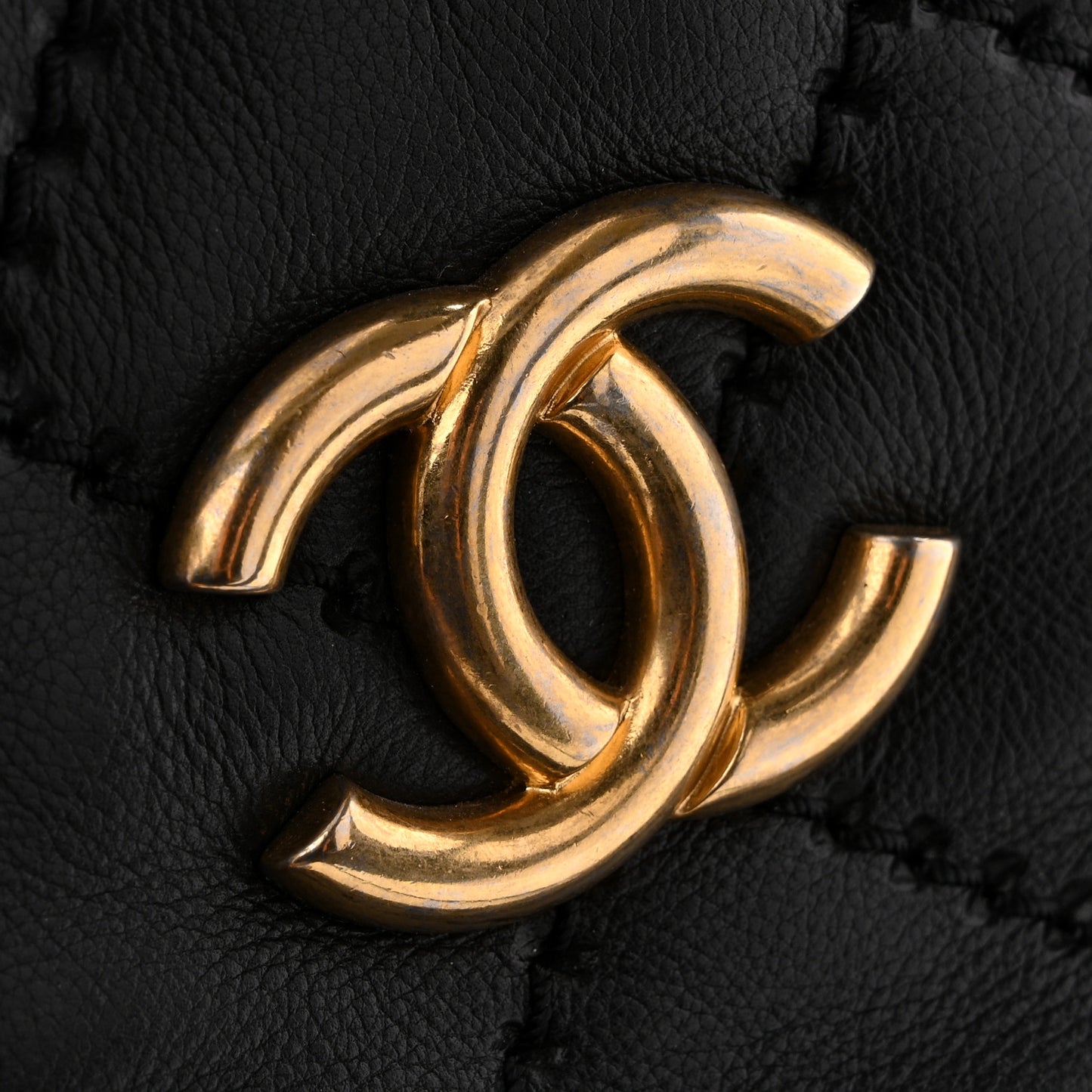 Calfskin Quilted Large Retro Chain Shopping Tote  Black