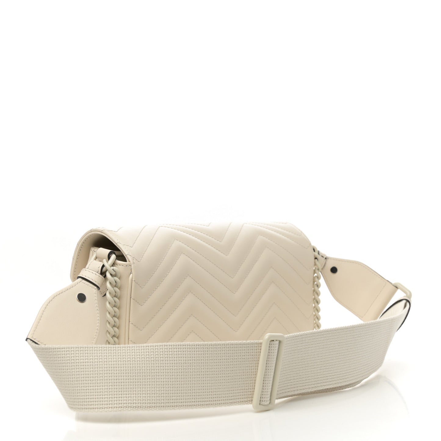 Calfskin Matelasse Monochrome GG Marmont Crossbody Shoulder Bag White