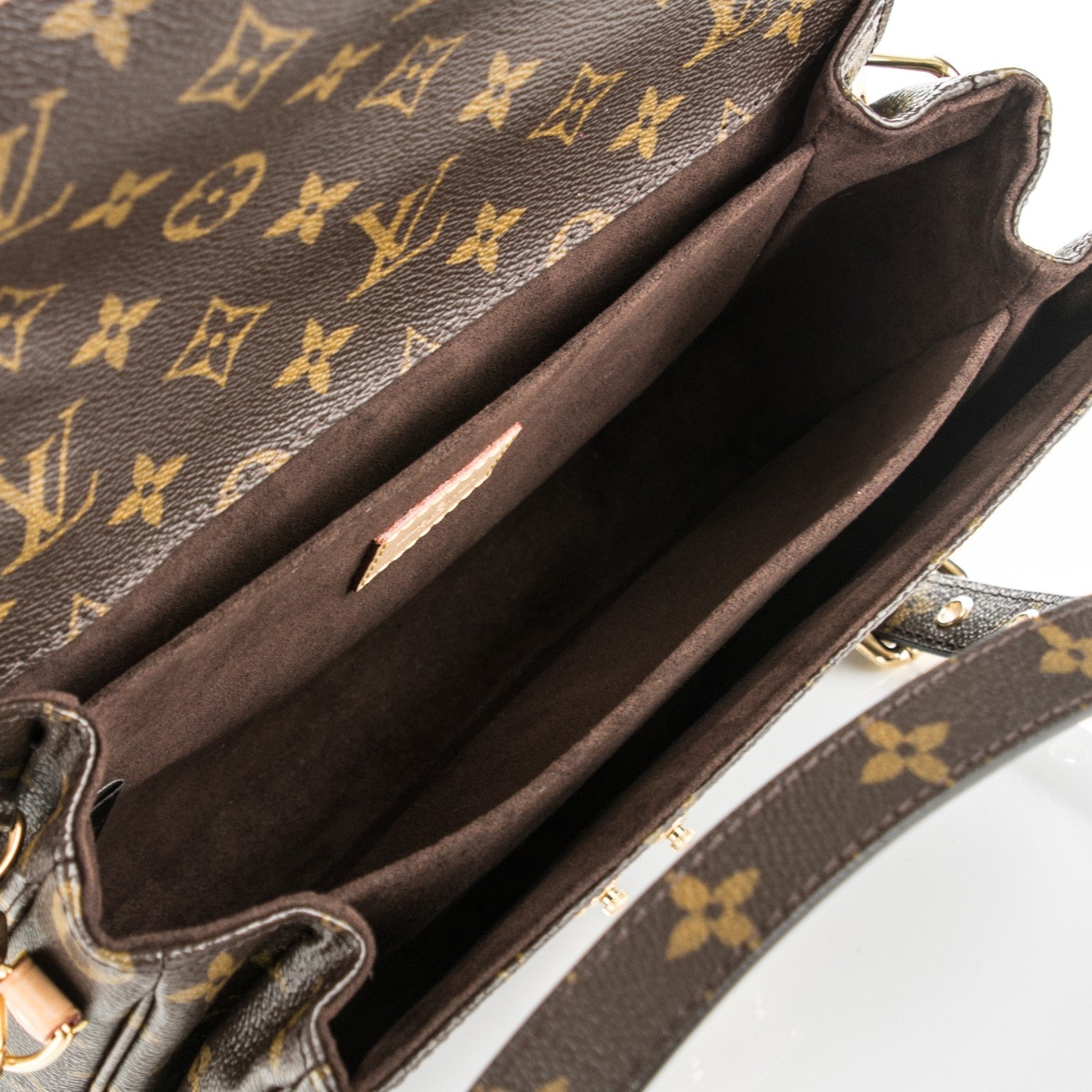 Louis Vuitton Monogram Pochette Metis 5 of 8