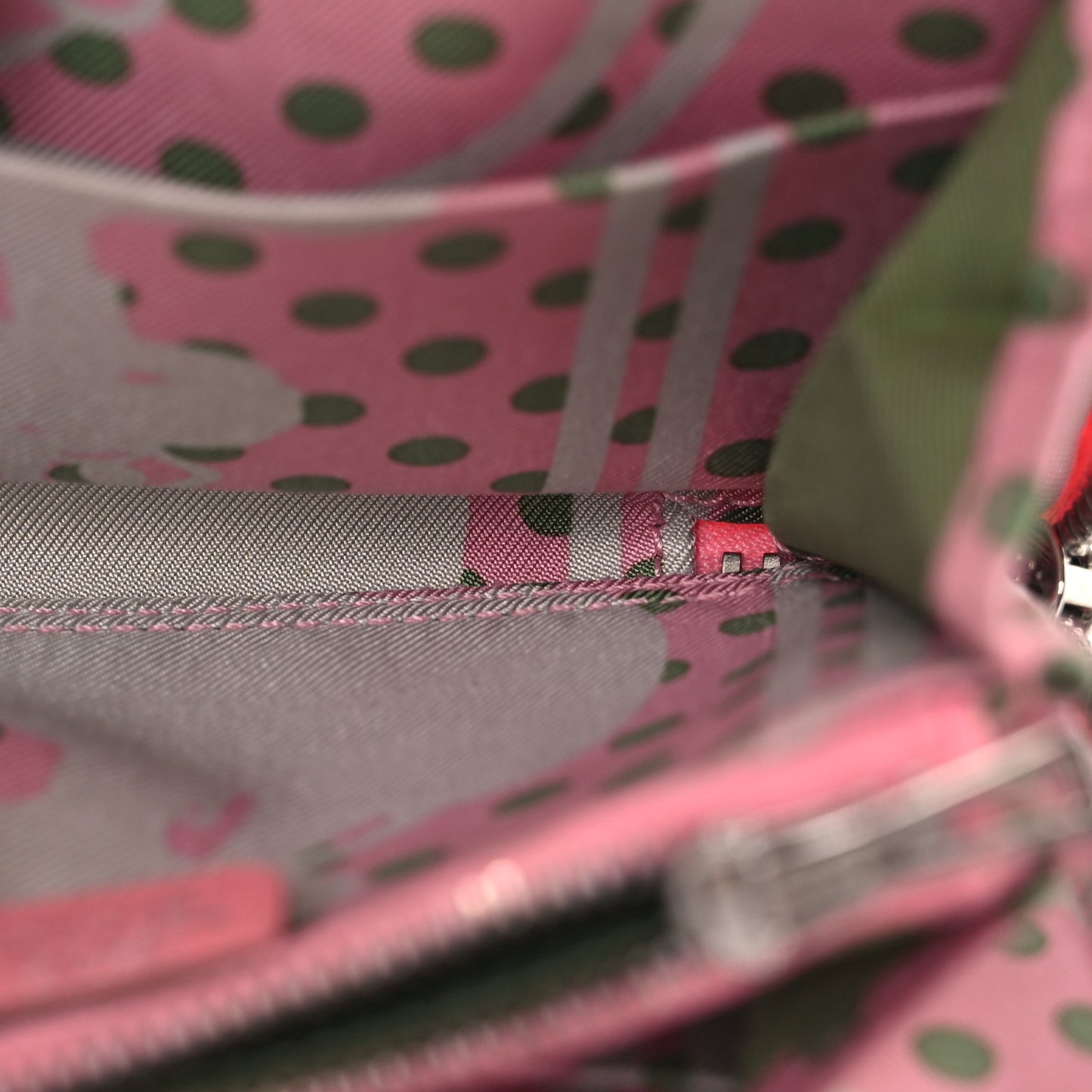 Epsom Silk'in Compact Wallet Rose Confetti