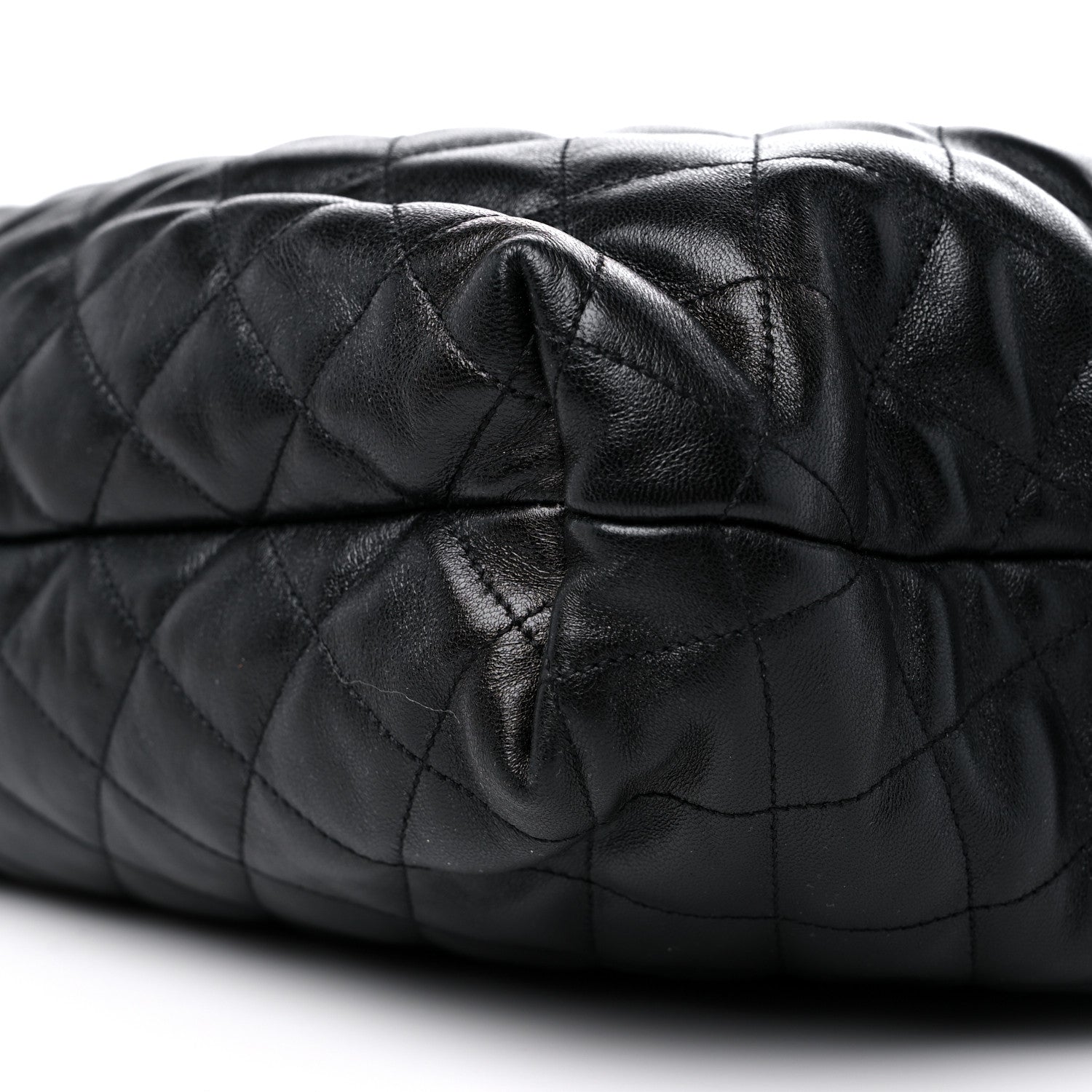 Saint Laurent Lambskin Quilted Maxi Icare Shopping Tote Black 10 of 10