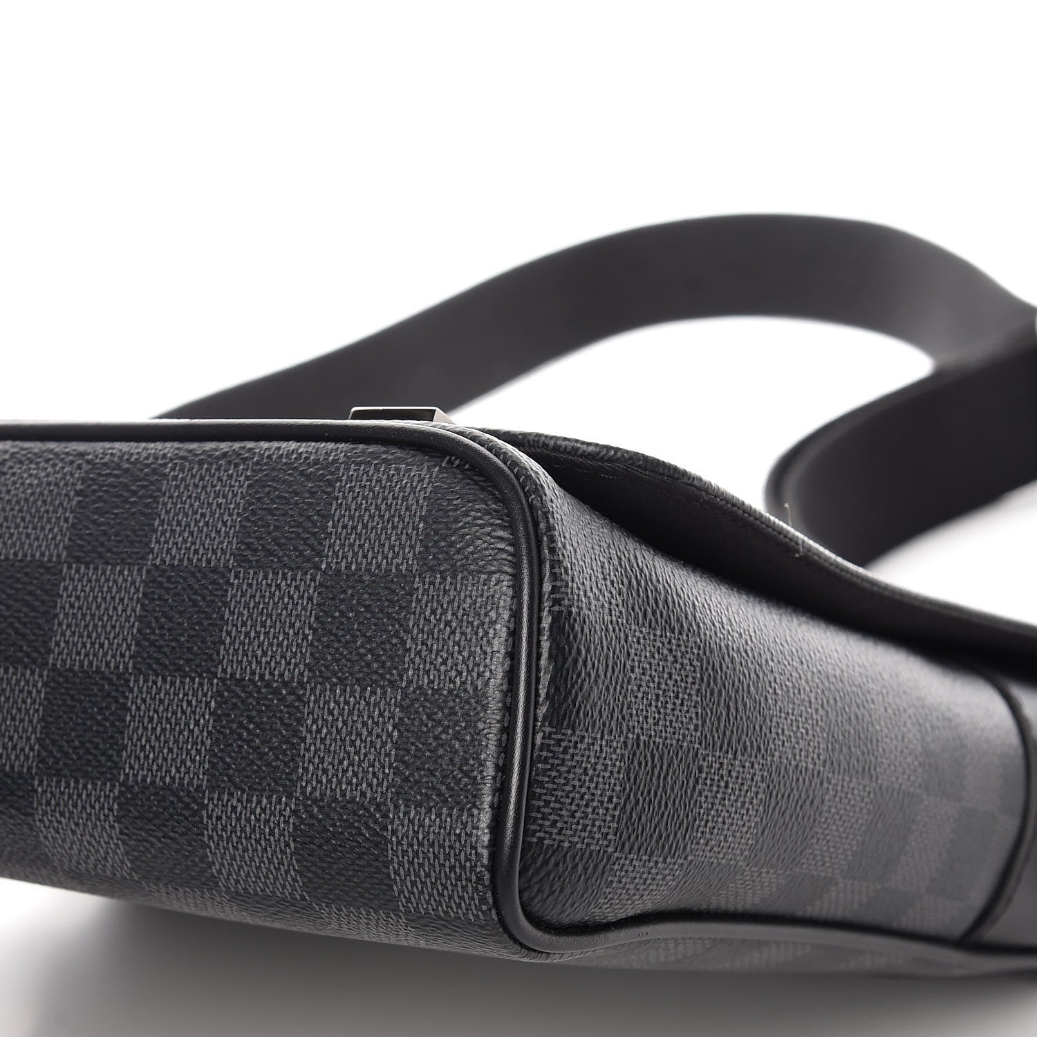 Louis Vuitton Damier Graphite District PM 8 of 9