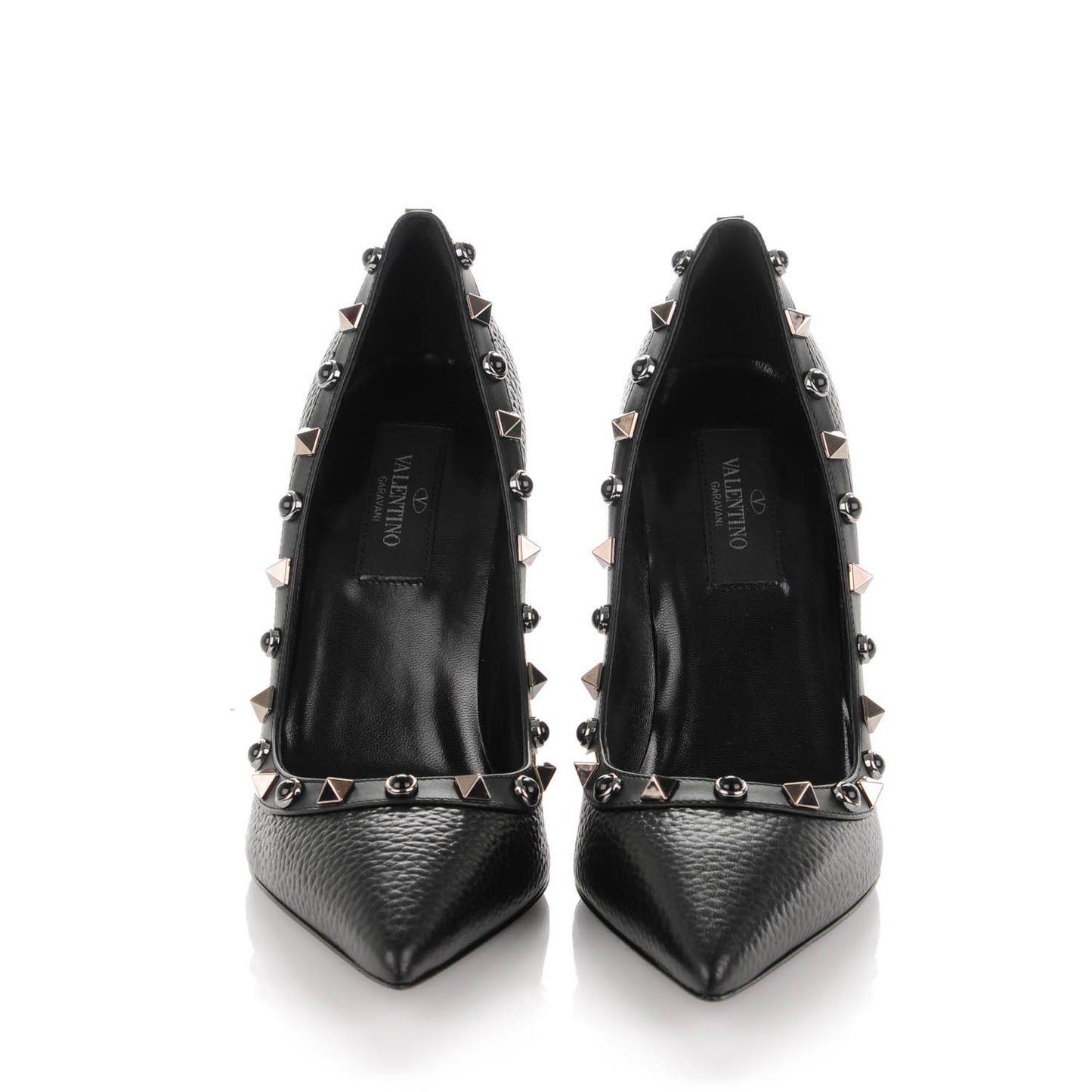 Pebbled Calfskin Onyx Rockstud Rolling 100mm Pumps 35.5 Black