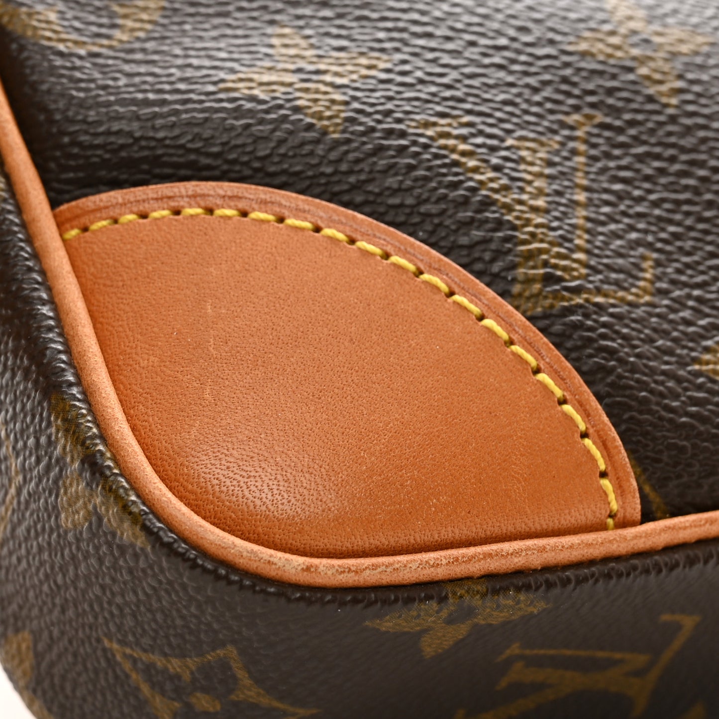 Monogram Pochette Marly Dragonne 26