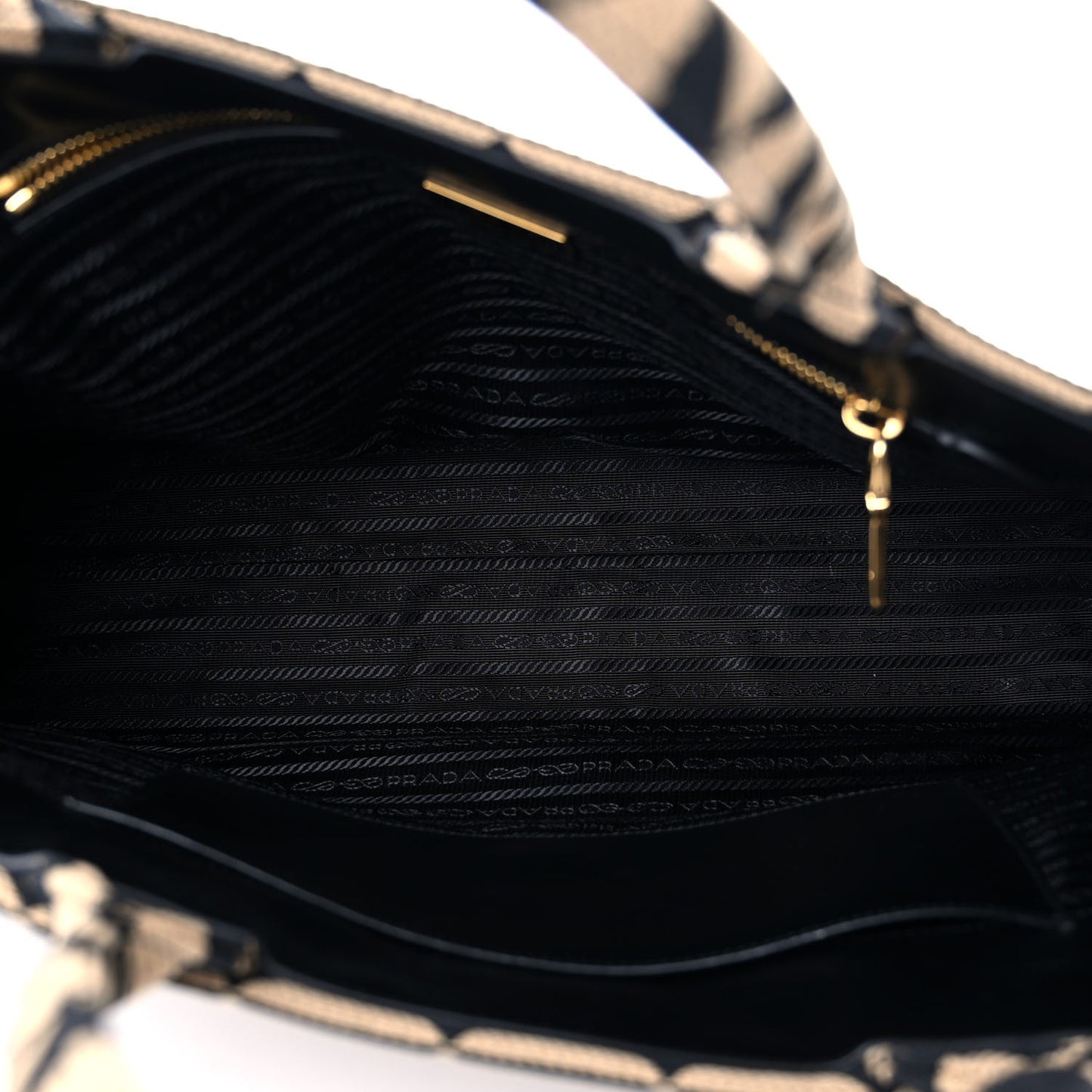Jacquard Saffiano Triangolo Symbole Embroidered Large Tote Black Corda