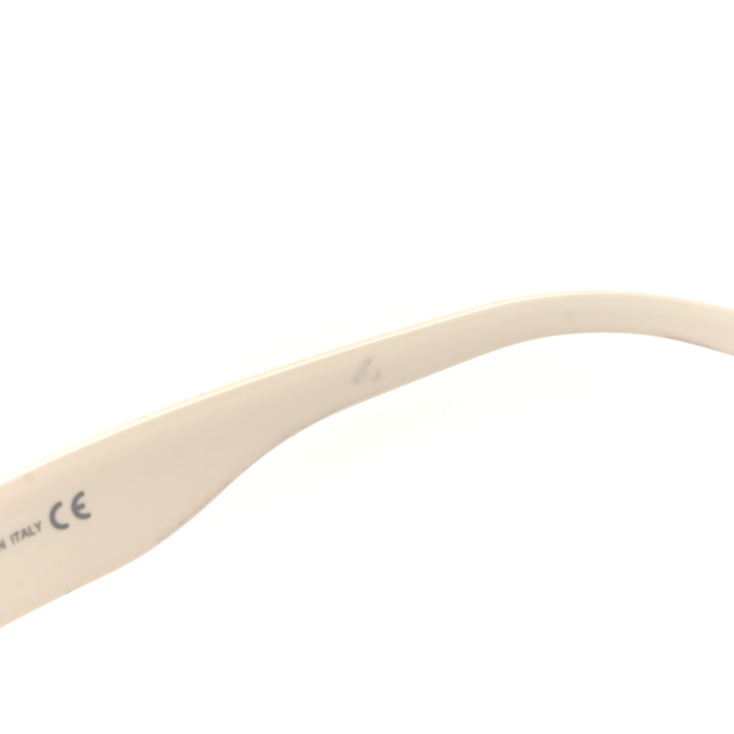 Acetate Fendi Bold Sunglasses FE40018I White