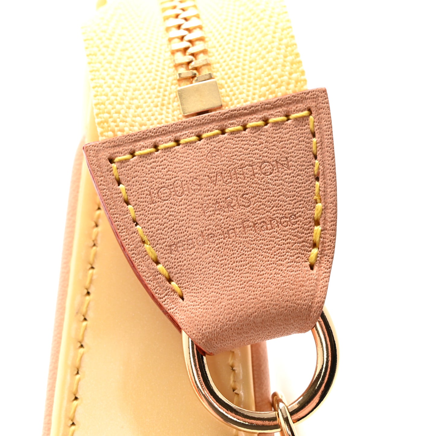 Metallic Vernis Valentine Mini Pochette Accessories Banana Fizz
