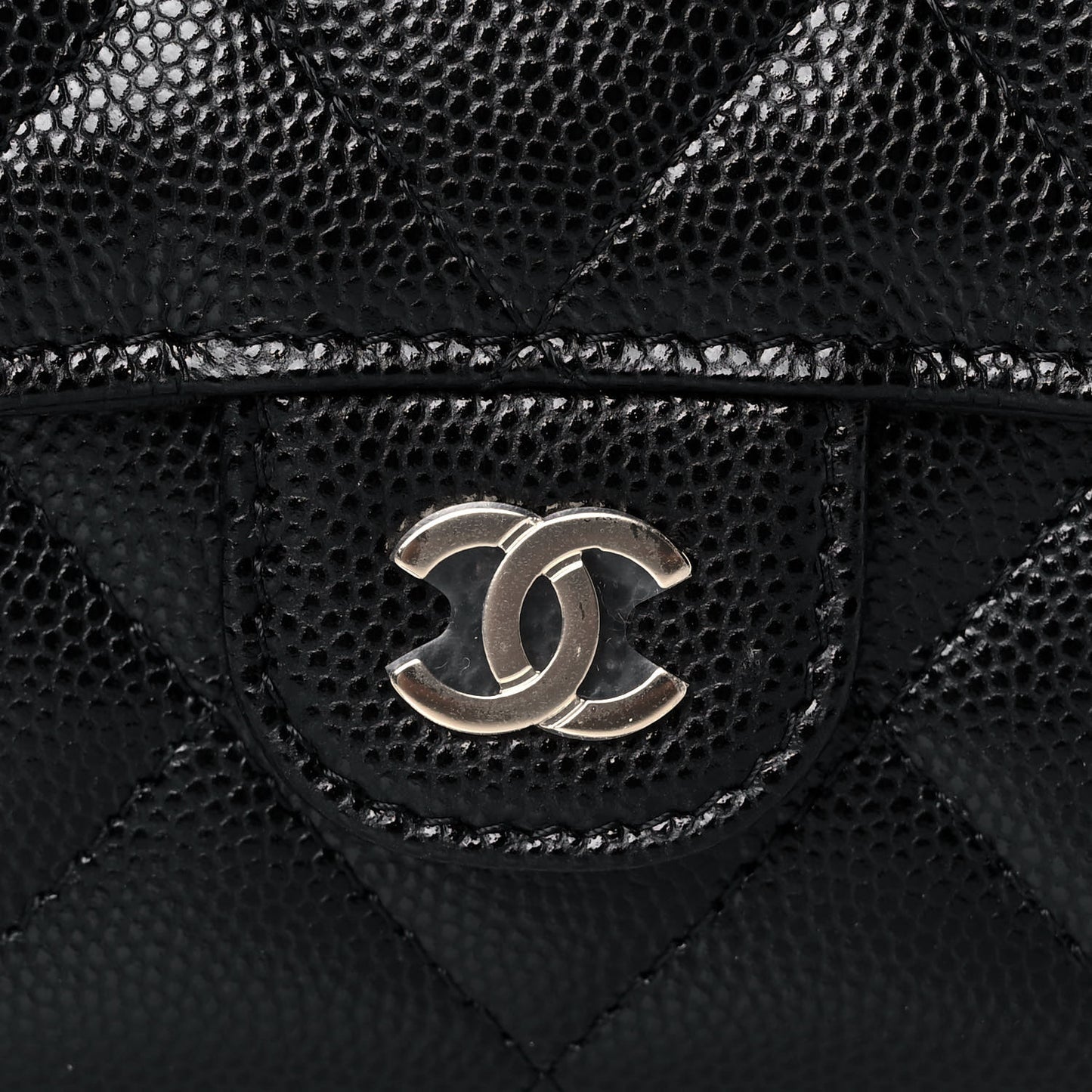 Caviar Quilted Medium Gusset Flap Wallet Black