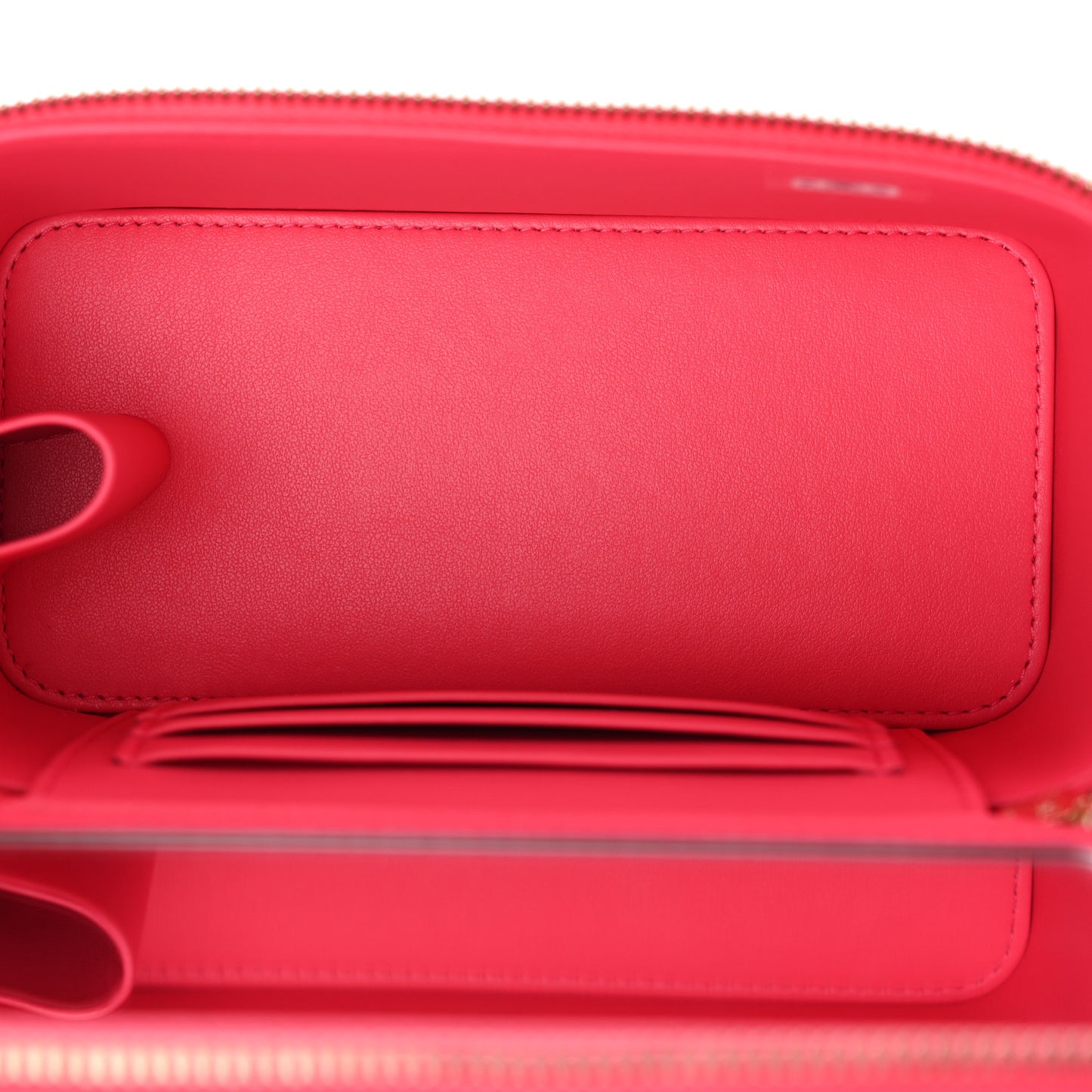 Caviar Quilted Small Vanity Case With Chain Pink
