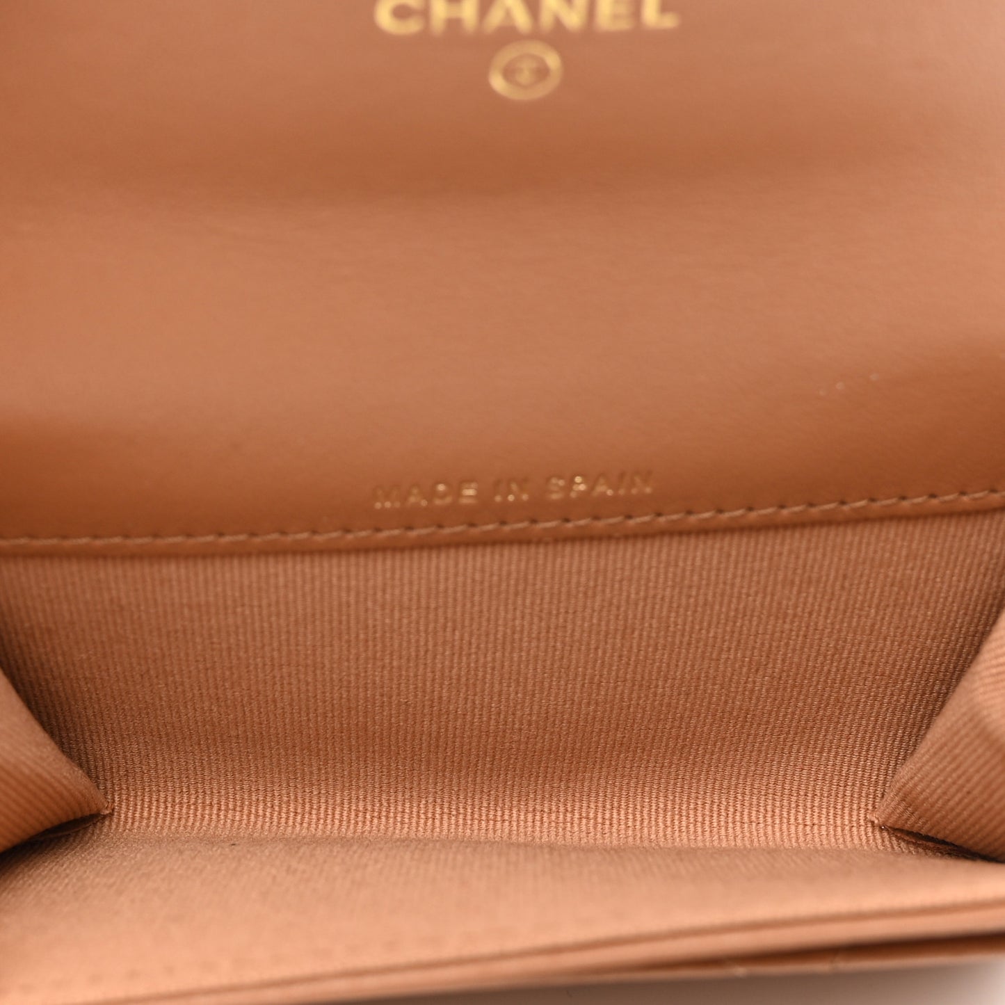 Lambskin Quilted Chanel 19 Flap Card Holder Brown