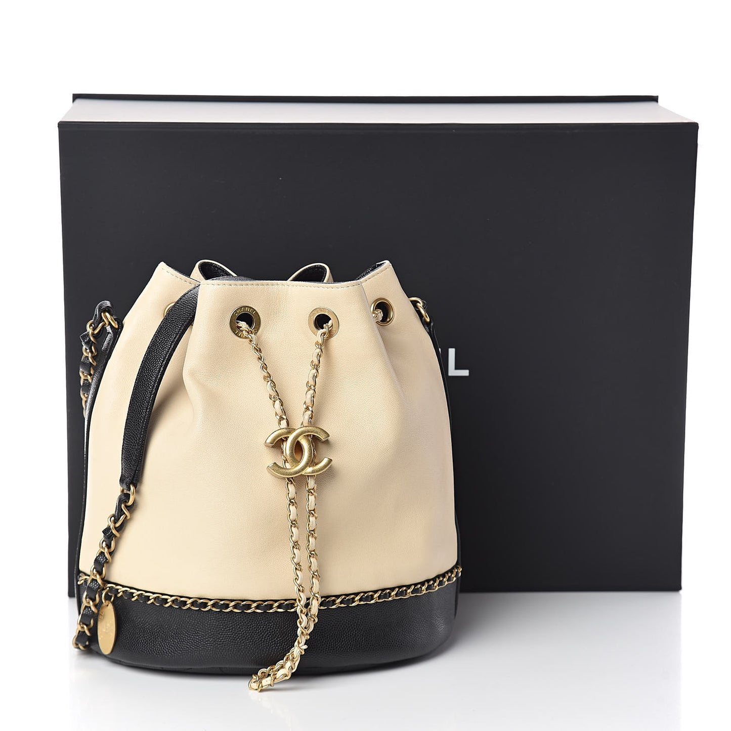 Lambskin Caviar Lovely Chains Drawstring Bag Beige Black