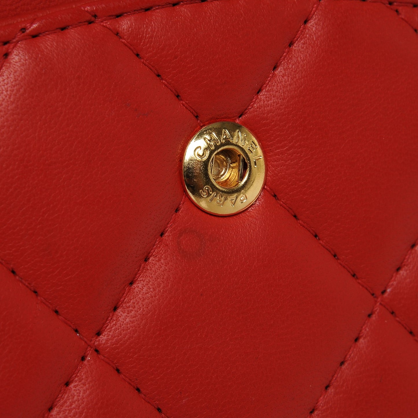 Lambskin 2.55 Reissue 227 Flap Red