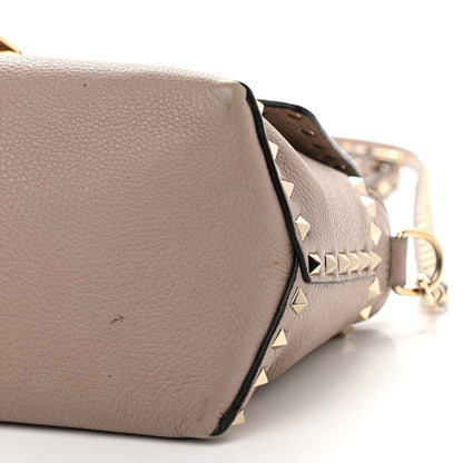 Valentino Garavani Pebbled Calfskin Rockstud Single Handle Flap Bag Poudre 7 of 8