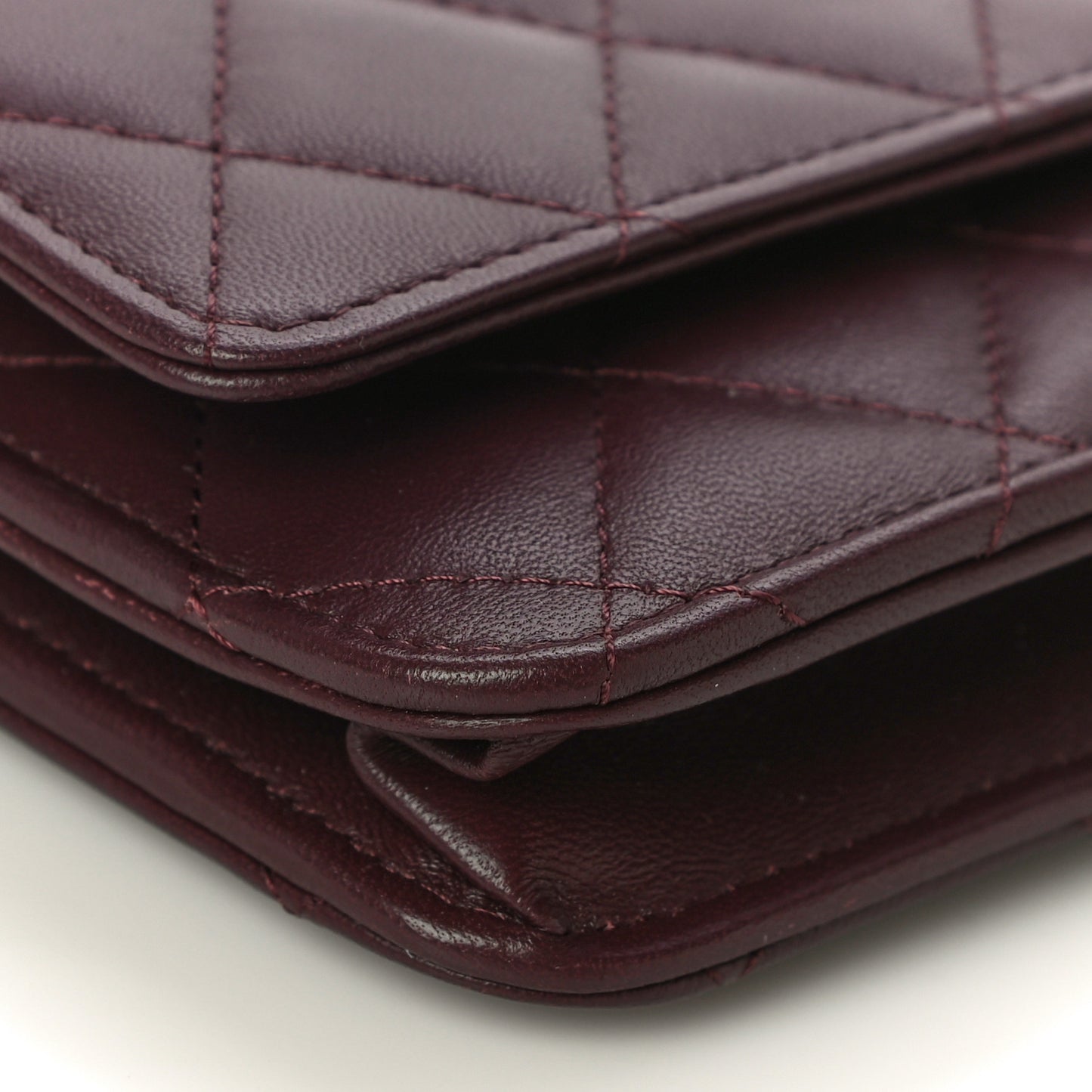 Lambskin Quilted Wallet On Chain WOC Burgundy