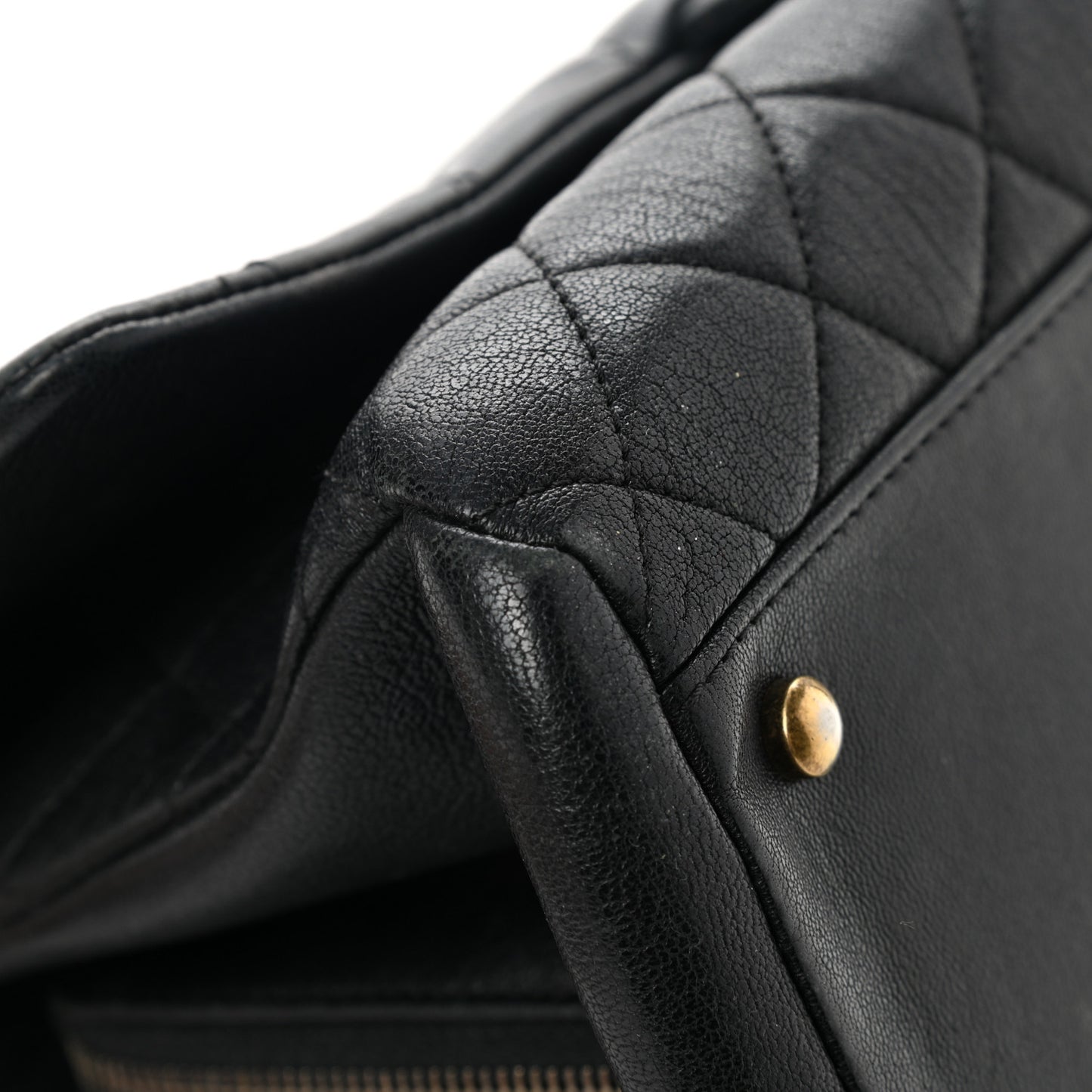 Shiny Sheepskin Quilted Large Trapezio Flap Black