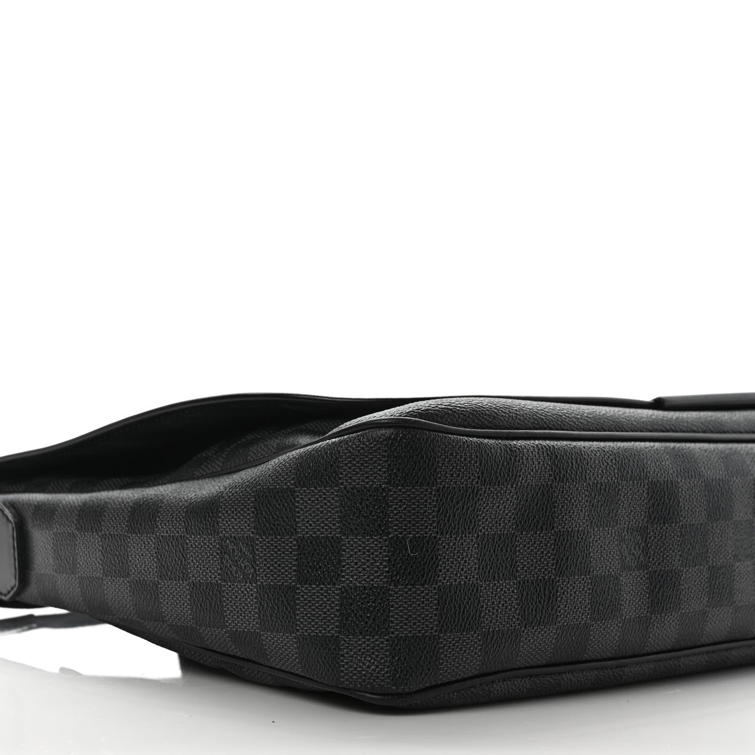 Louis Vuitton Damier Graphite Daniel GM 5 of 9