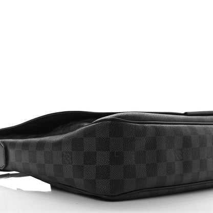 Louis Vuitton Damier Graphite Daniel GM 5 of 9