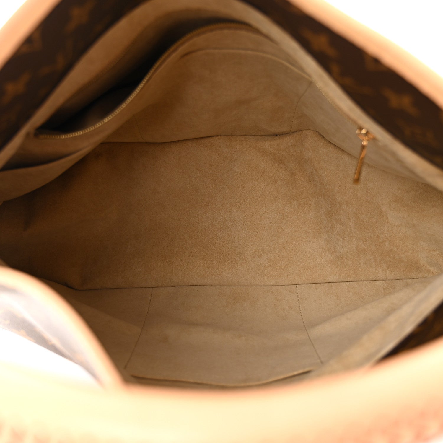 Louis Vuitton Monogram Artsy MM 5 of 9