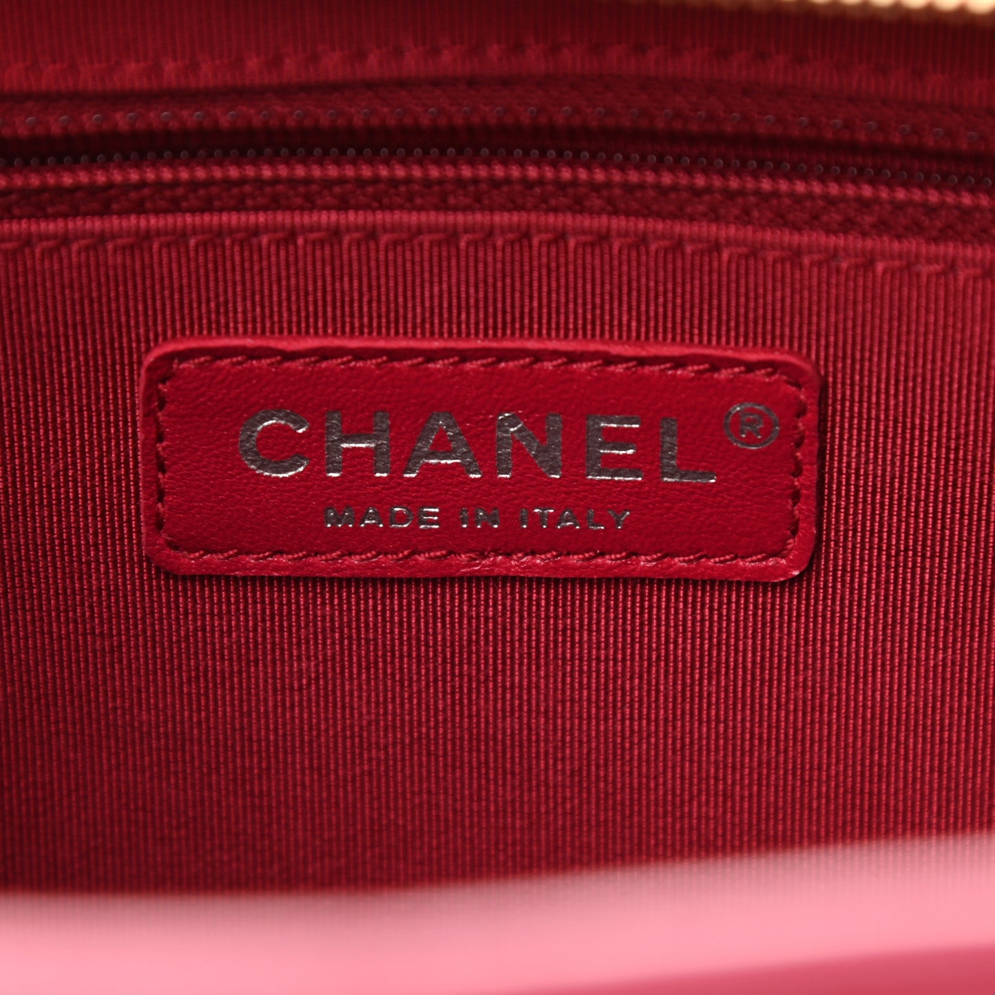 Aged Calfskin Chevron Quilted Medium Gabrielle Hobo Dark Pink