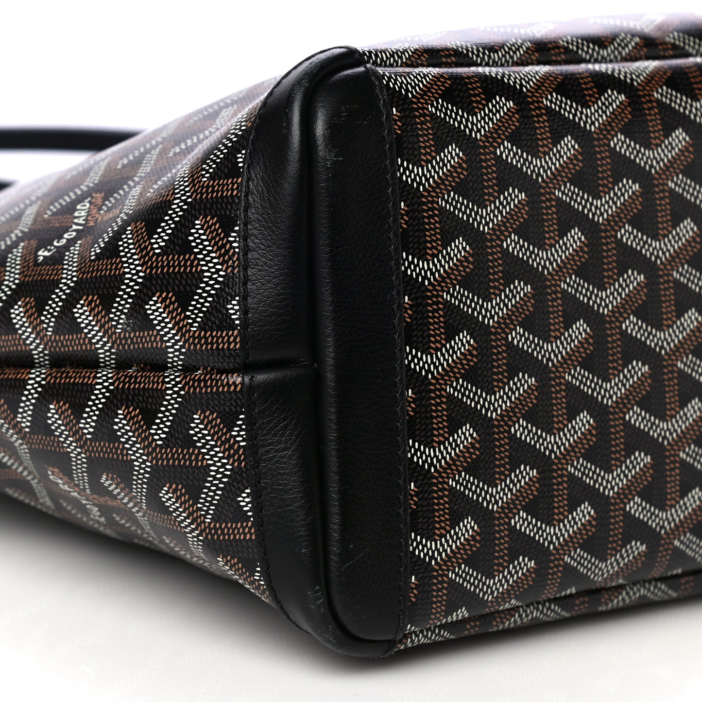 Goyardine Artois PM Black
