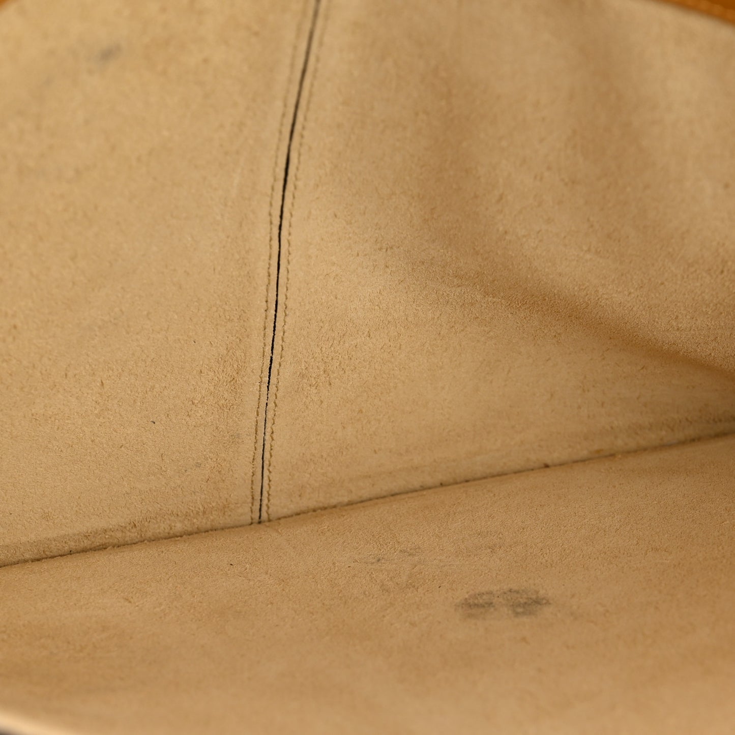 Supple Natural Calfskin Medium Tri-Fold Bag Ocre
