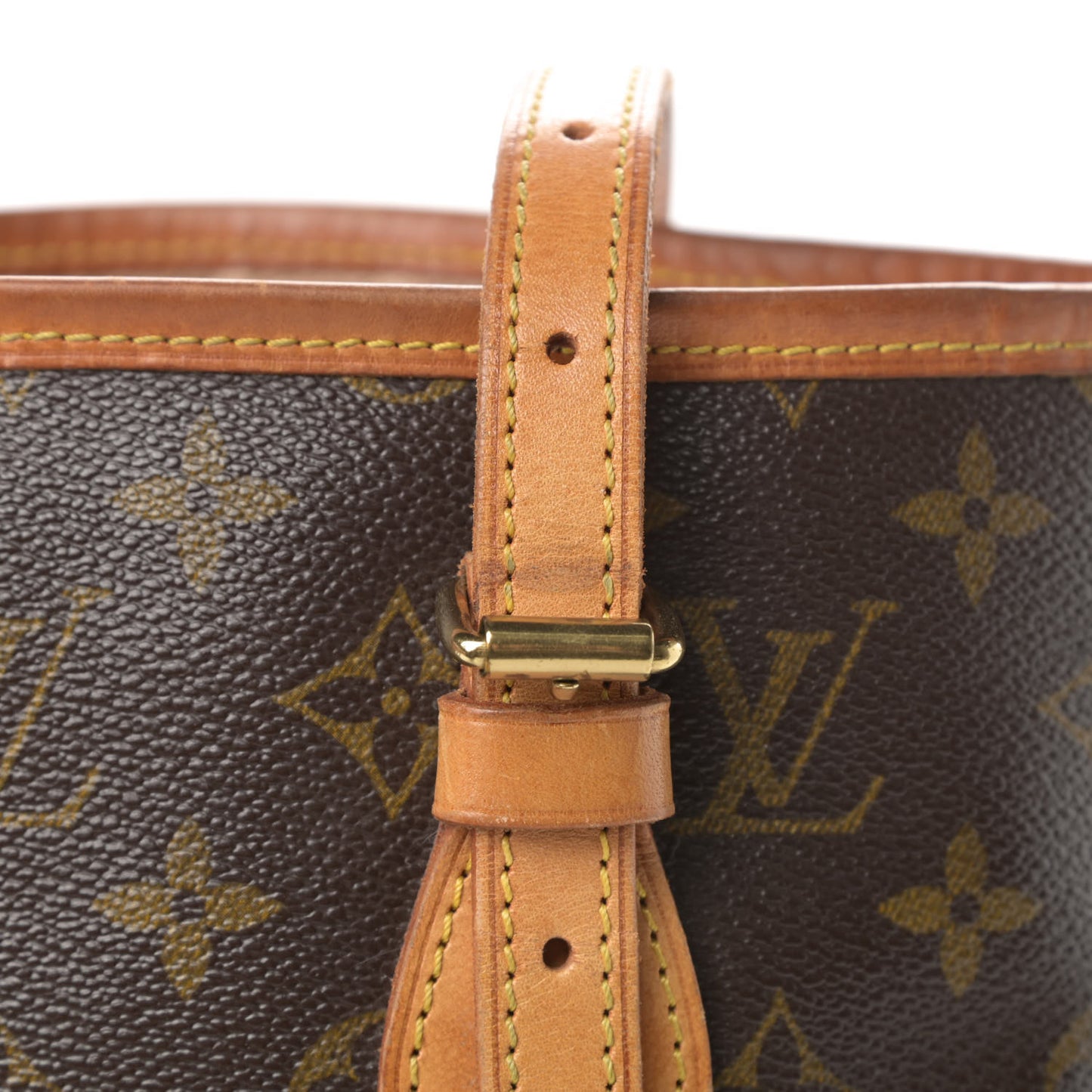 Monogram Petit Bucket 23
