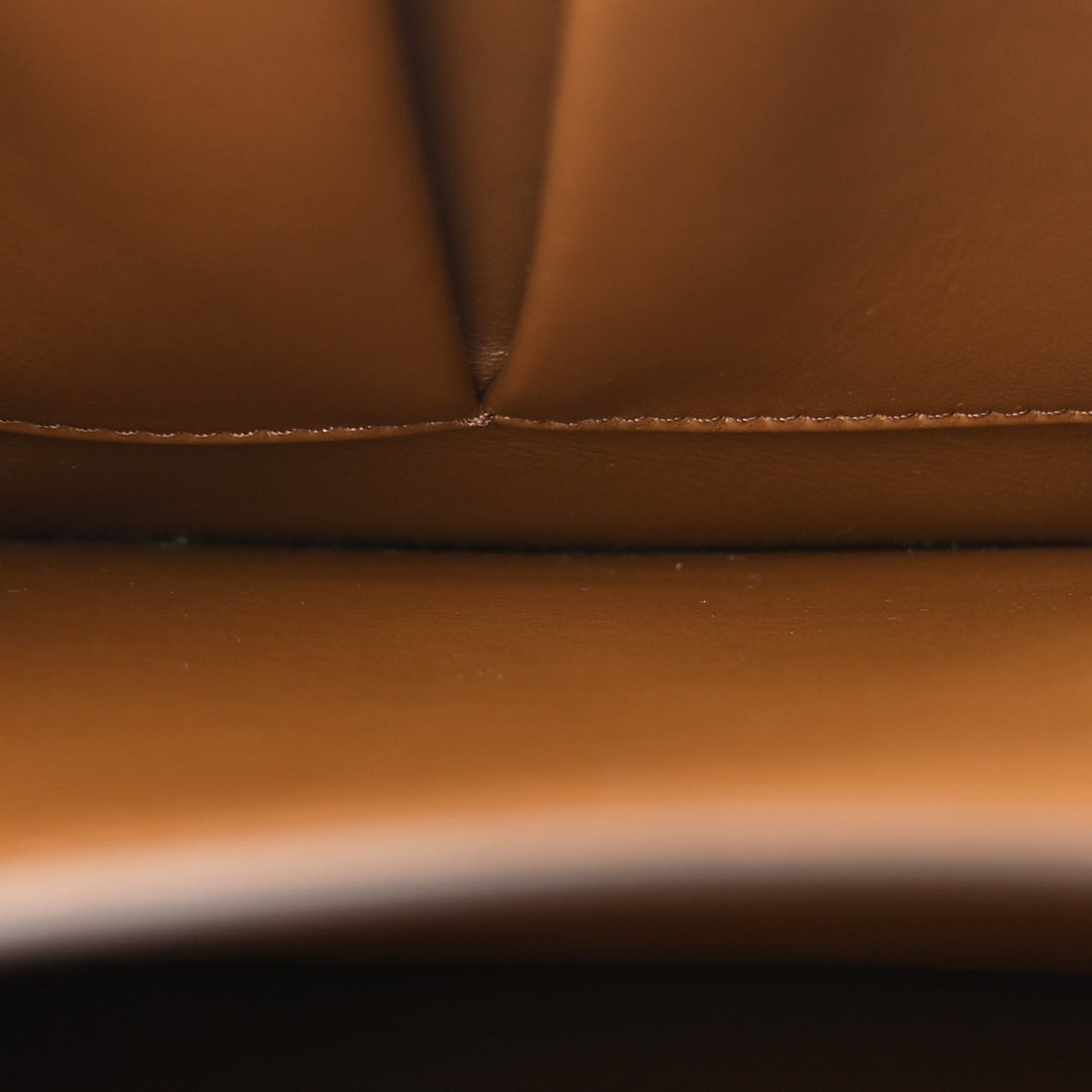 Box Calfskin Medium Classic Box Flap Bag Camel